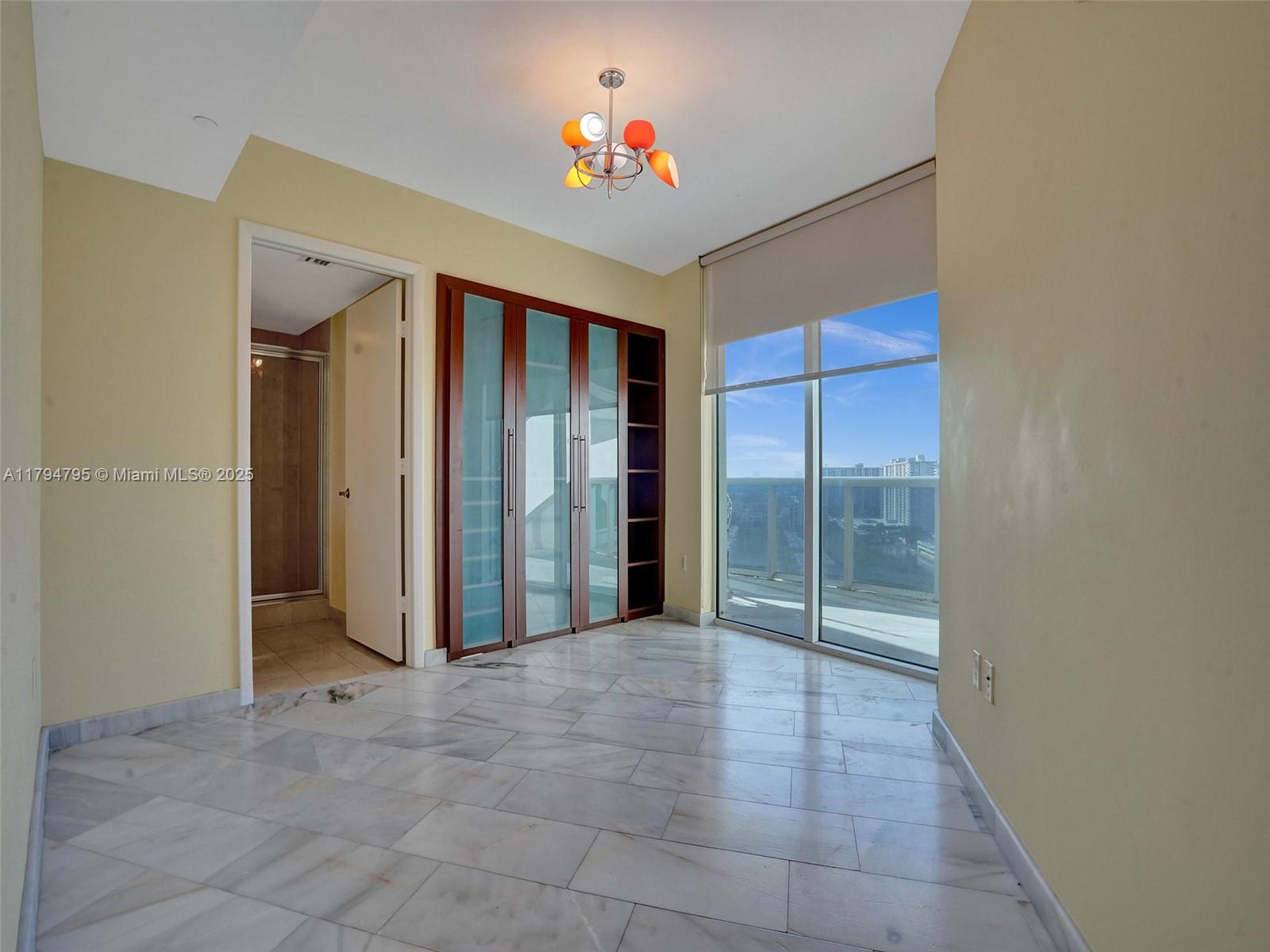 Sunny Isles Beach, Florida, 33160, United States, 2 Bedrooms Bedrooms, ,3 BathroomsBathrooms,Residential,For Sale,1794345