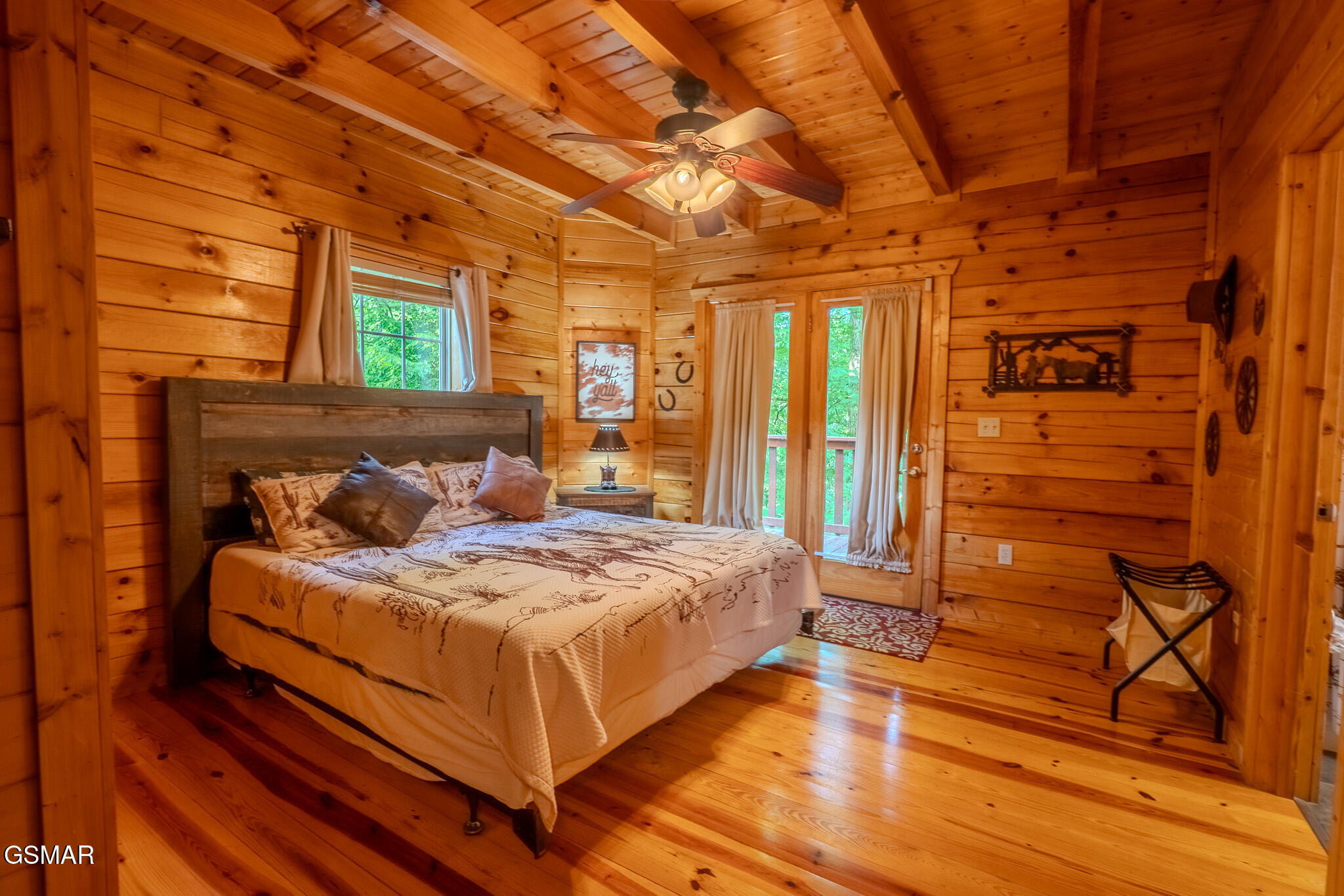 Gatlinburg, Tennessee, 37738, United States, 5 Bedrooms Bedrooms, ,4 BathroomsBathrooms,Residential,For Sale,1835099