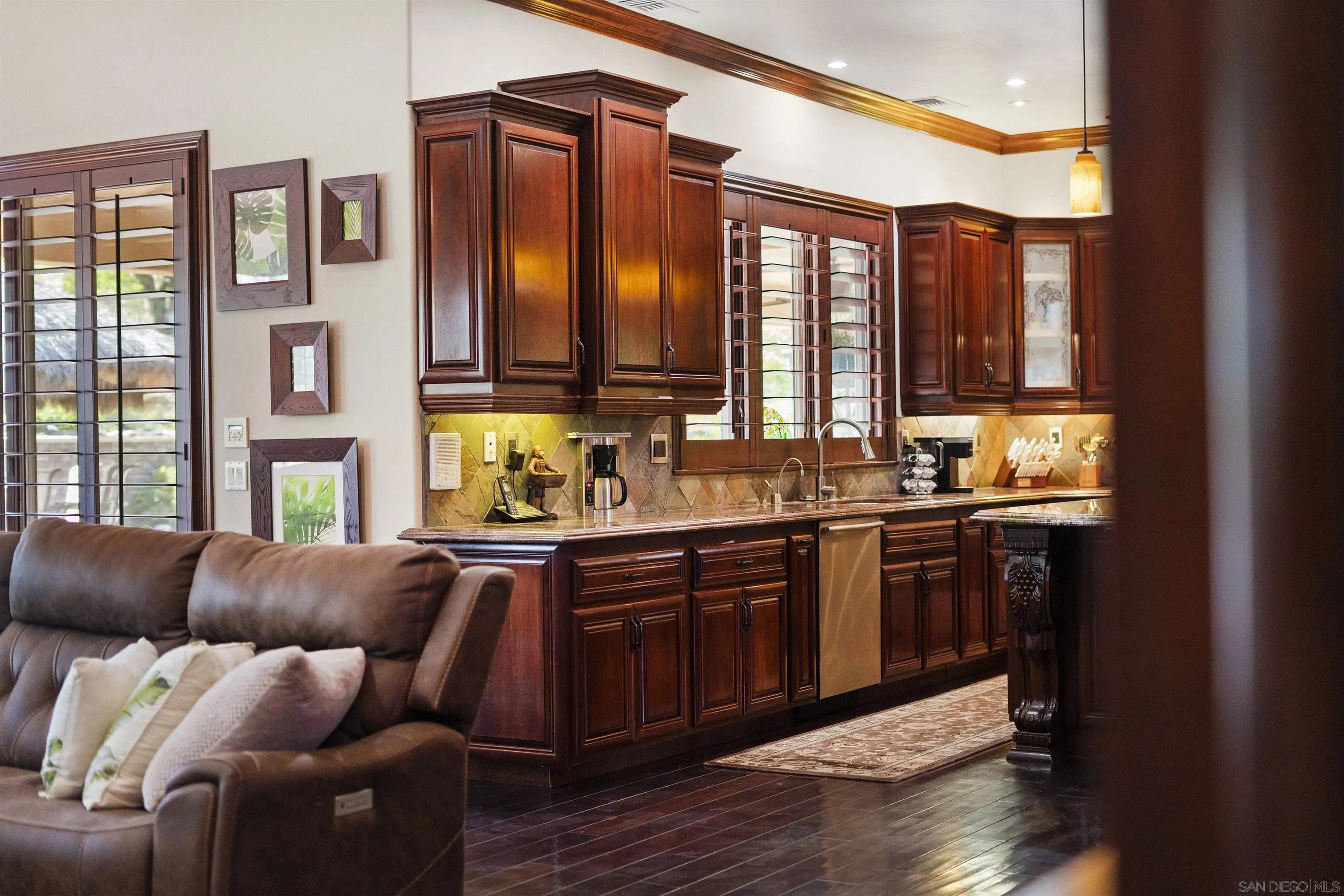 Alpine, California, 91901, United States, 3 Bedrooms Bedrooms, ,5 BathroomsBathrooms,Residential,For Sale,1997111