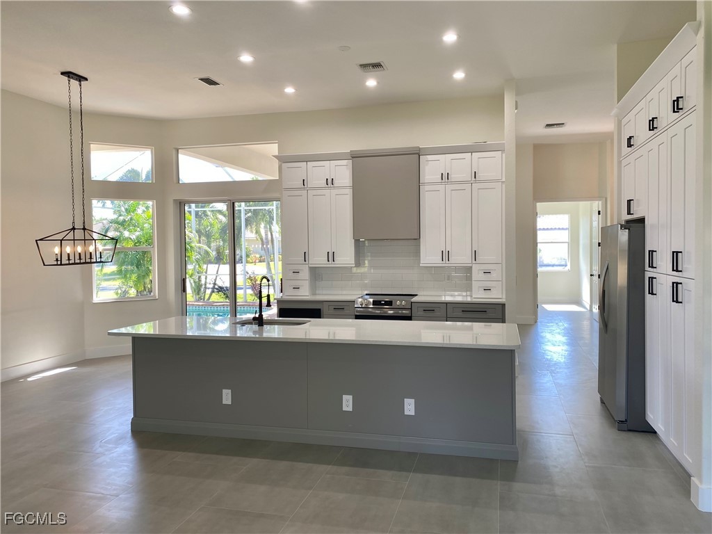 Cape Coral, Florida, 33914, United States, 3 Bedrooms Bedrooms, ,2 BathroomsBathrooms,Residential,For Sale,1984616