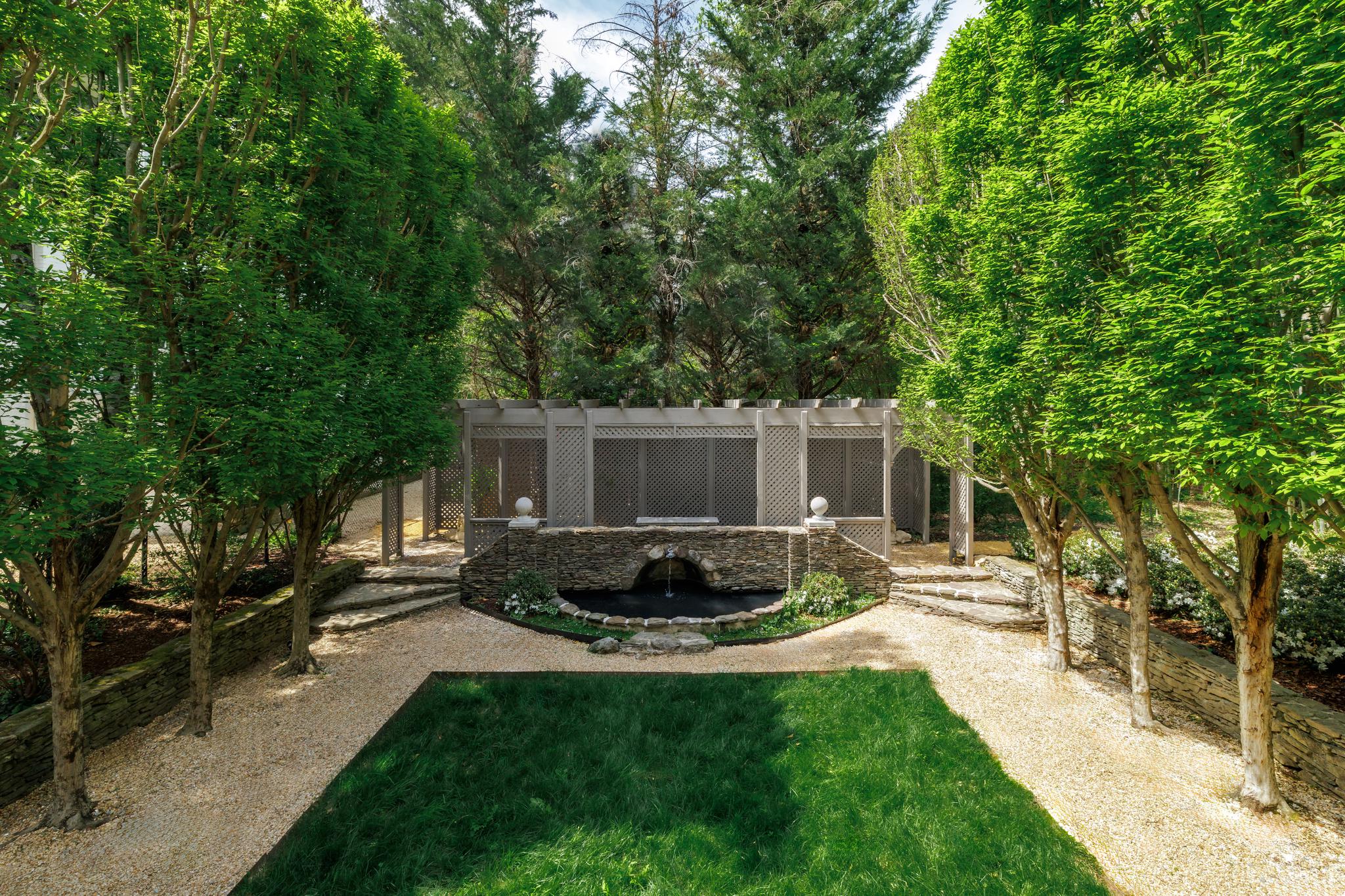  2740 Chain Bridge Road NW, Washington, DC, 20016 - 物件實景