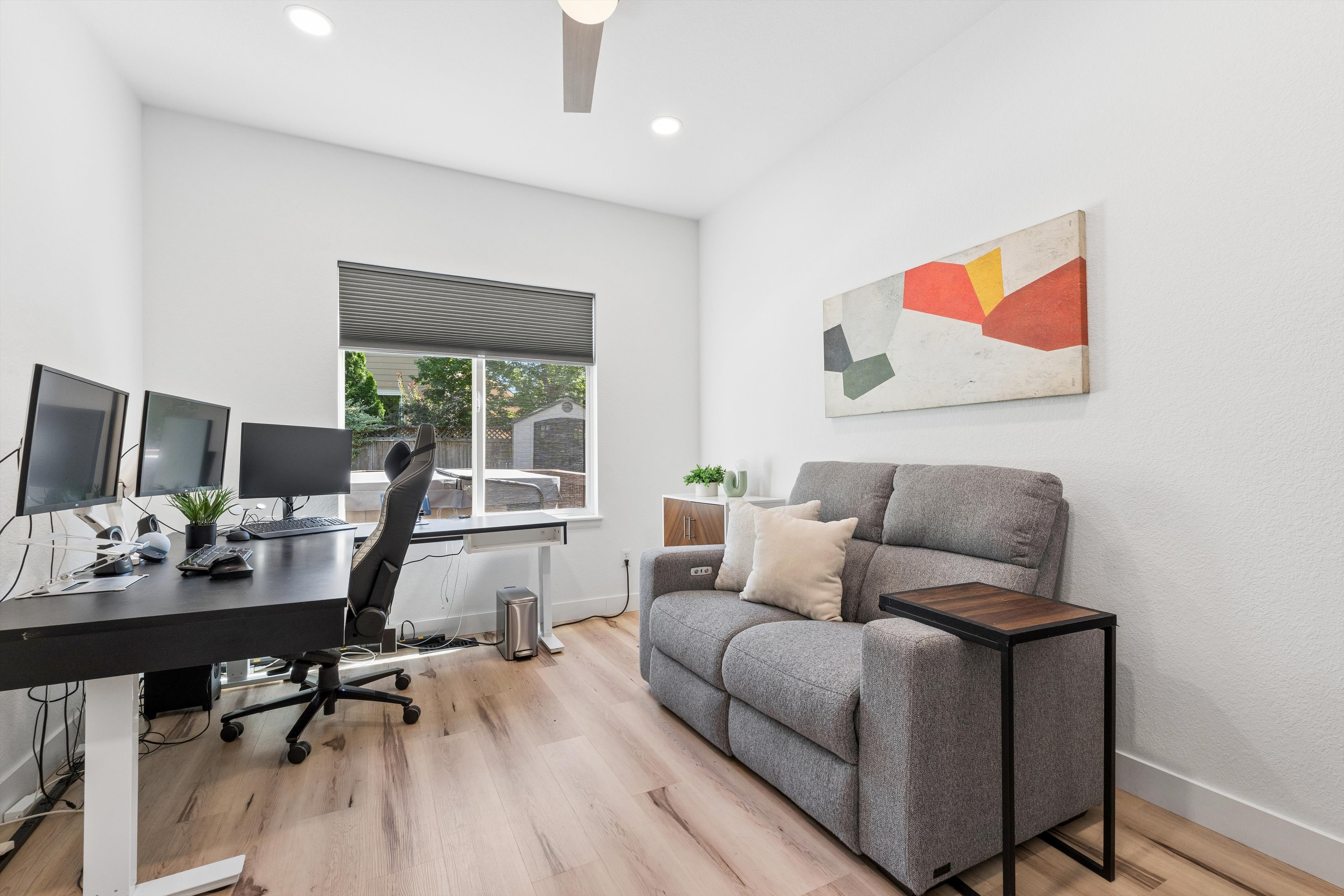  Thoughtfully Designed Four-Bedroom, Three Bath Residence - 物件實景