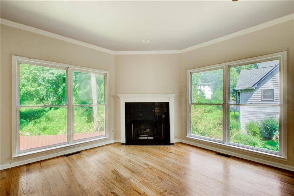 Tucker, Georgia, 30084, United States, 6 Bedrooms Bedrooms, ,4 BathroomsBathrooms,Residential,For Sale,1903528