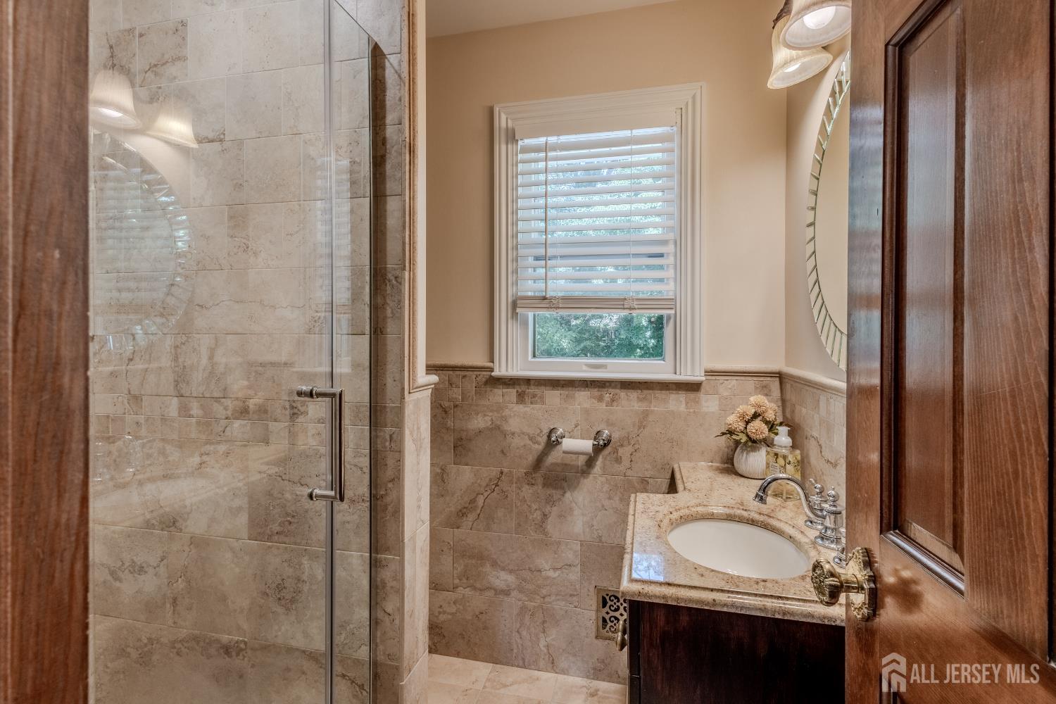 East Brunswick, New Jersey, 08816, United States, 4 Bedrooms Bedrooms, ,4 BathroomsBathrooms,Residential,For Sale,1900919