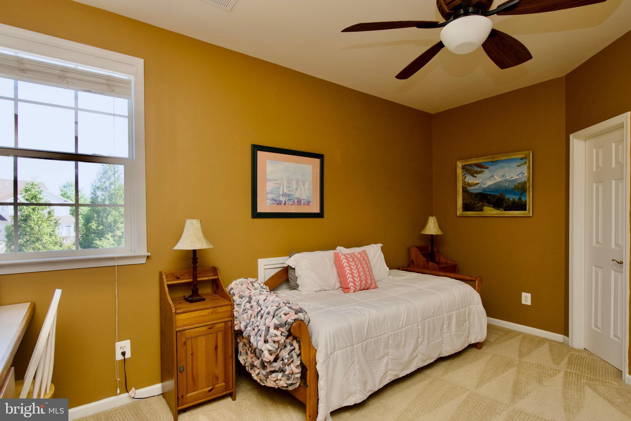Aldie, Virginia, 20105, United States, 4 Bedrooms Bedrooms, ,5 BathroomsBathrooms,Residential,For Sale,1943897