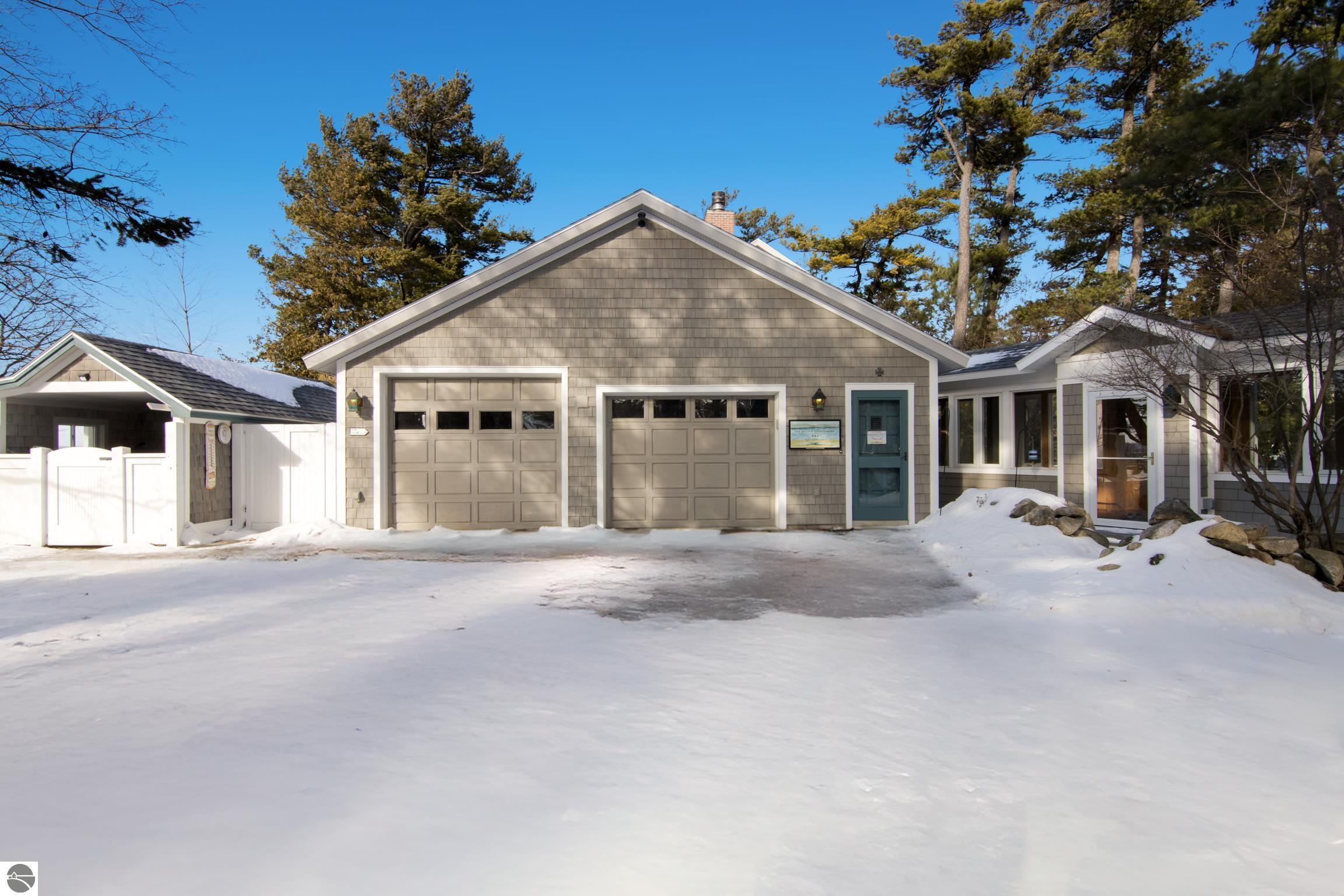 Elk Rapids, Michigan, 49629, United States, 6 Bedrooms Bedrooms, ,8 BathroomsBathrooms,Residential,For Sale,1974681