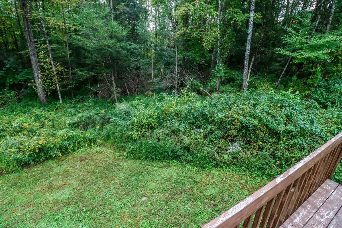 New Milford, Connecticut, 06776, United States, 3 Bedrooms Bedrooms, ,3 BathroomsBathrooms,Residential,For Sale,1958053