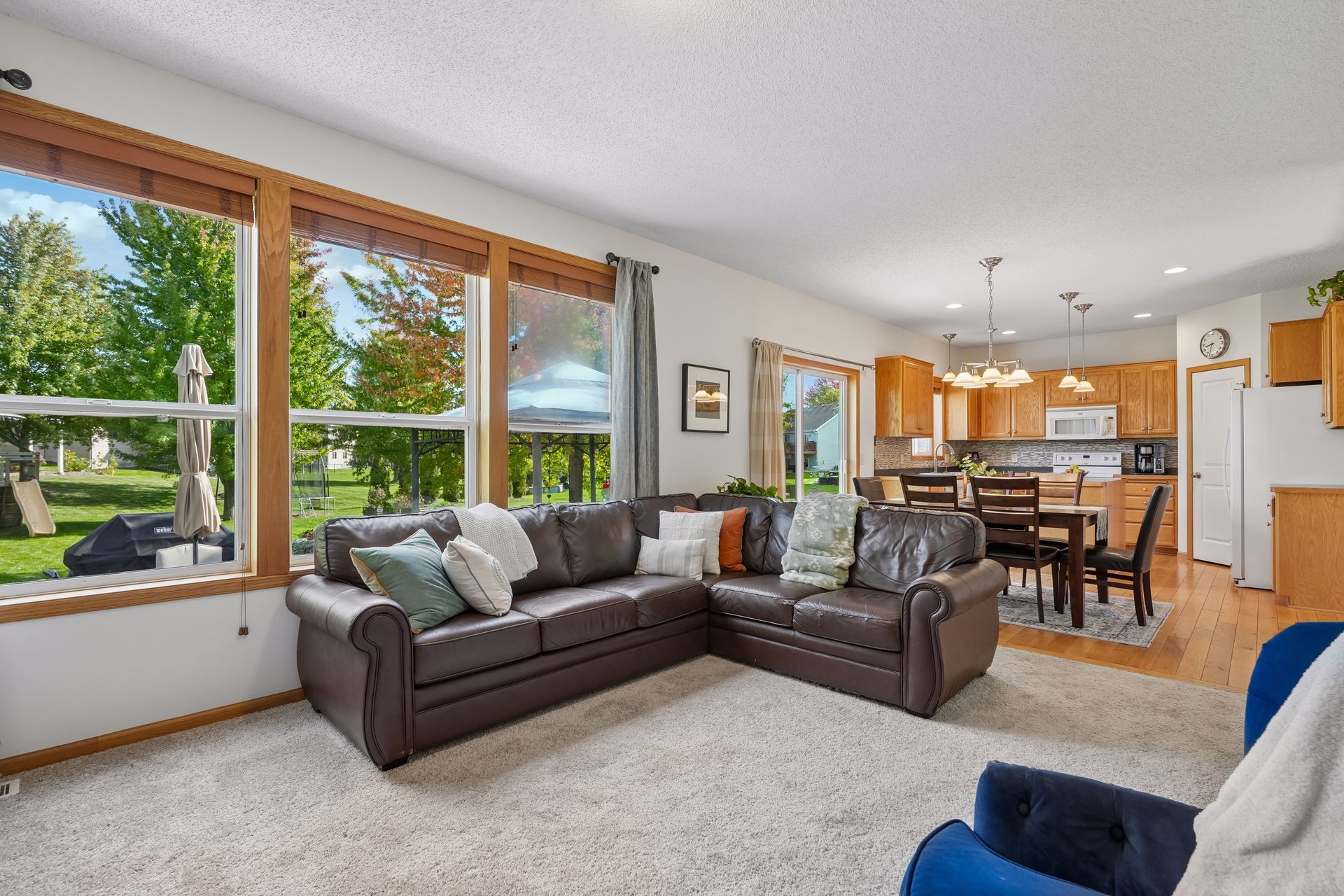  Beautifully Refreshed Home With Expansion Potential in Minnetrista - 物件實景