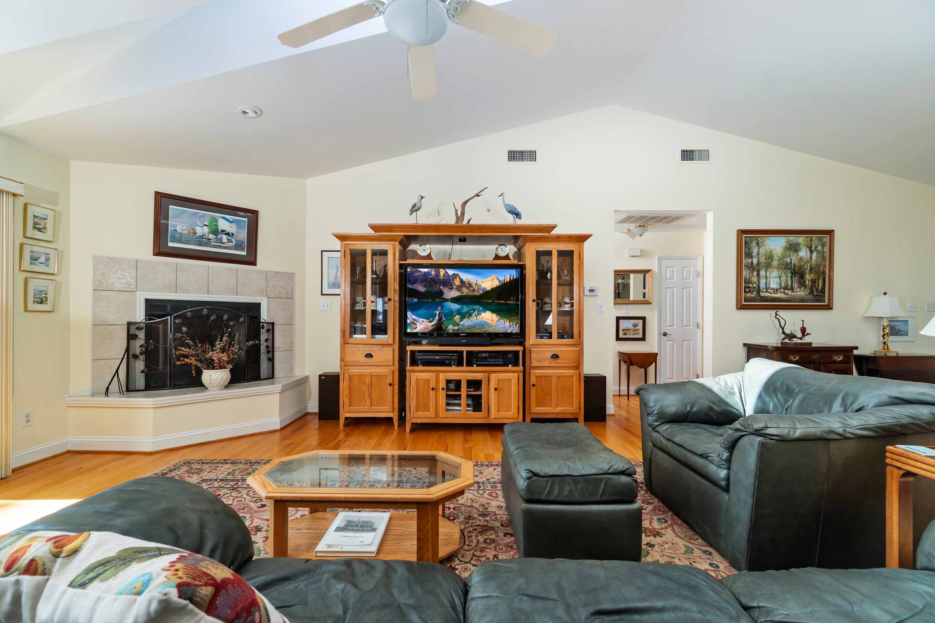 Oriental, North Carolina, 28571, United States, 3 Bedrooms Bedrooms, ,2 BathroomsBathrooms,Residential,For Sale,1982207