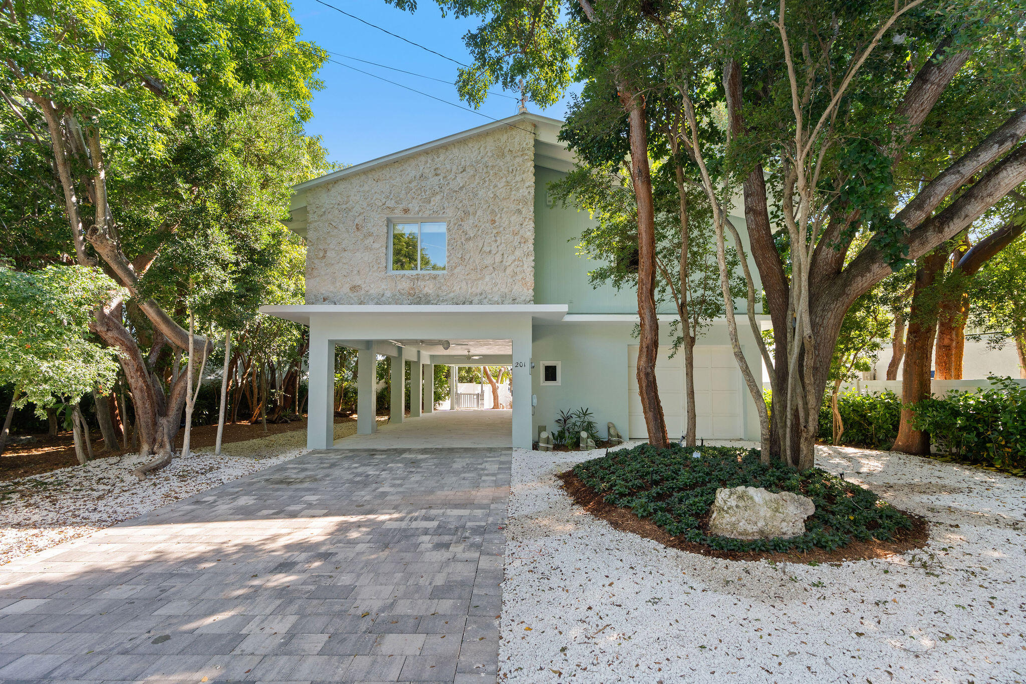 Tavernier, Florida, 33036, United States, 3 Bedrooms Bedrooms, ,3 BathroomsBathrooms,Residential,For Sale,2003295