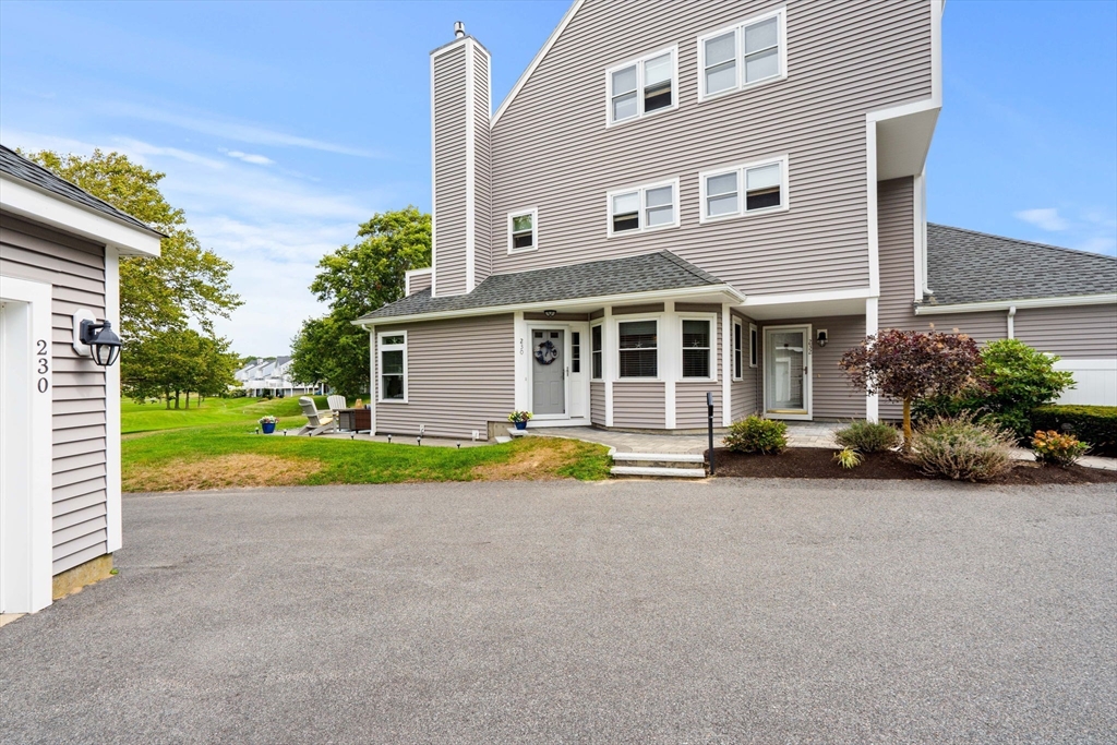 Plymouth, Massachusetts, 02360, United States, 2 Bedrooms Bedrooms, ,2 BathroomsBathrooms,Residential,For Sale,1917487