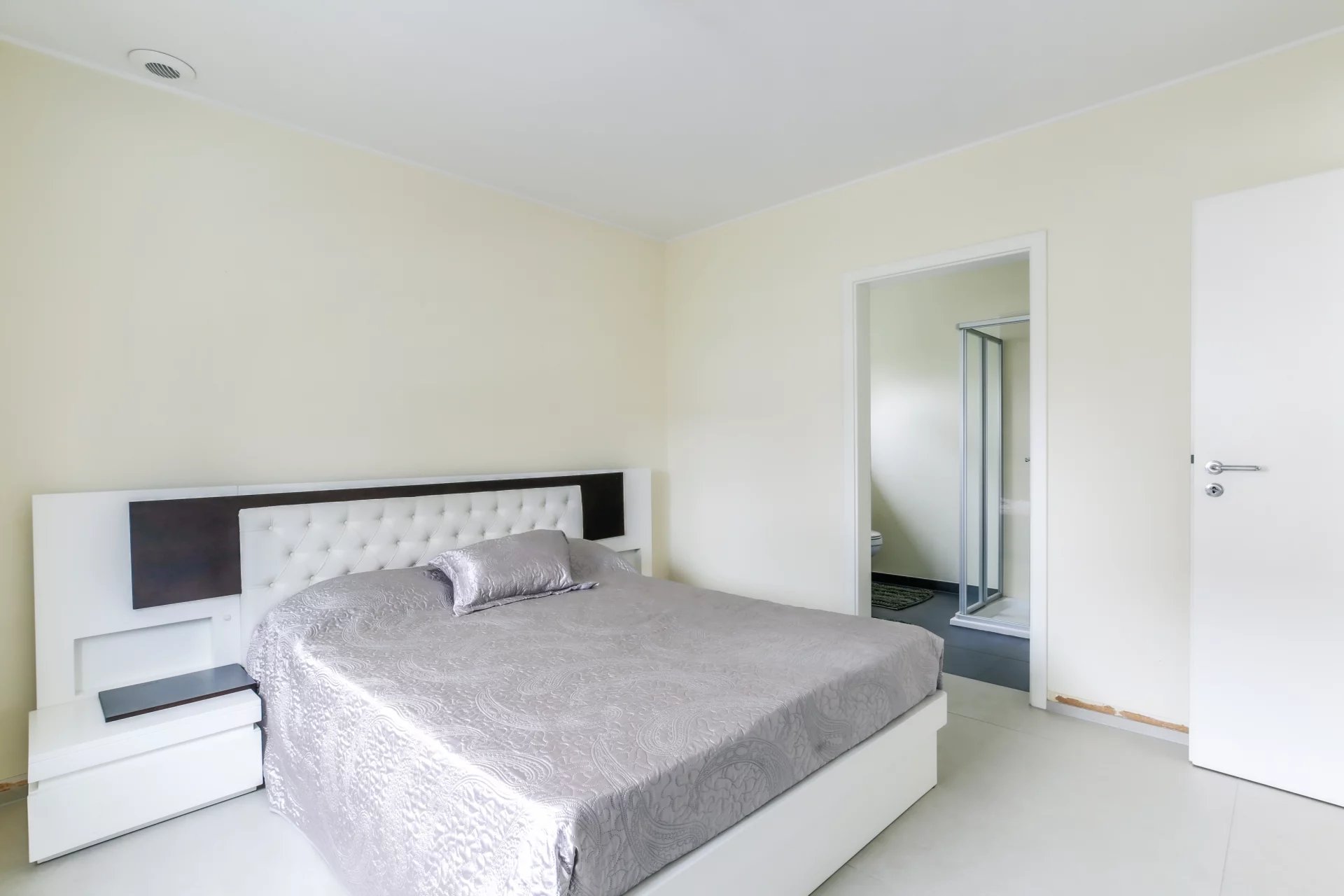 Junglinster, Canton de Grevenmacher, LU, ,Residential,For Sale,1998912