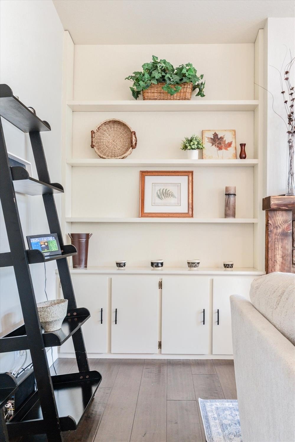 Murphys, California, 95247, United States, 4 Bedrooms Bedrooms, ,3 BathroomsBathrooms,Residential,For Sale,1981649