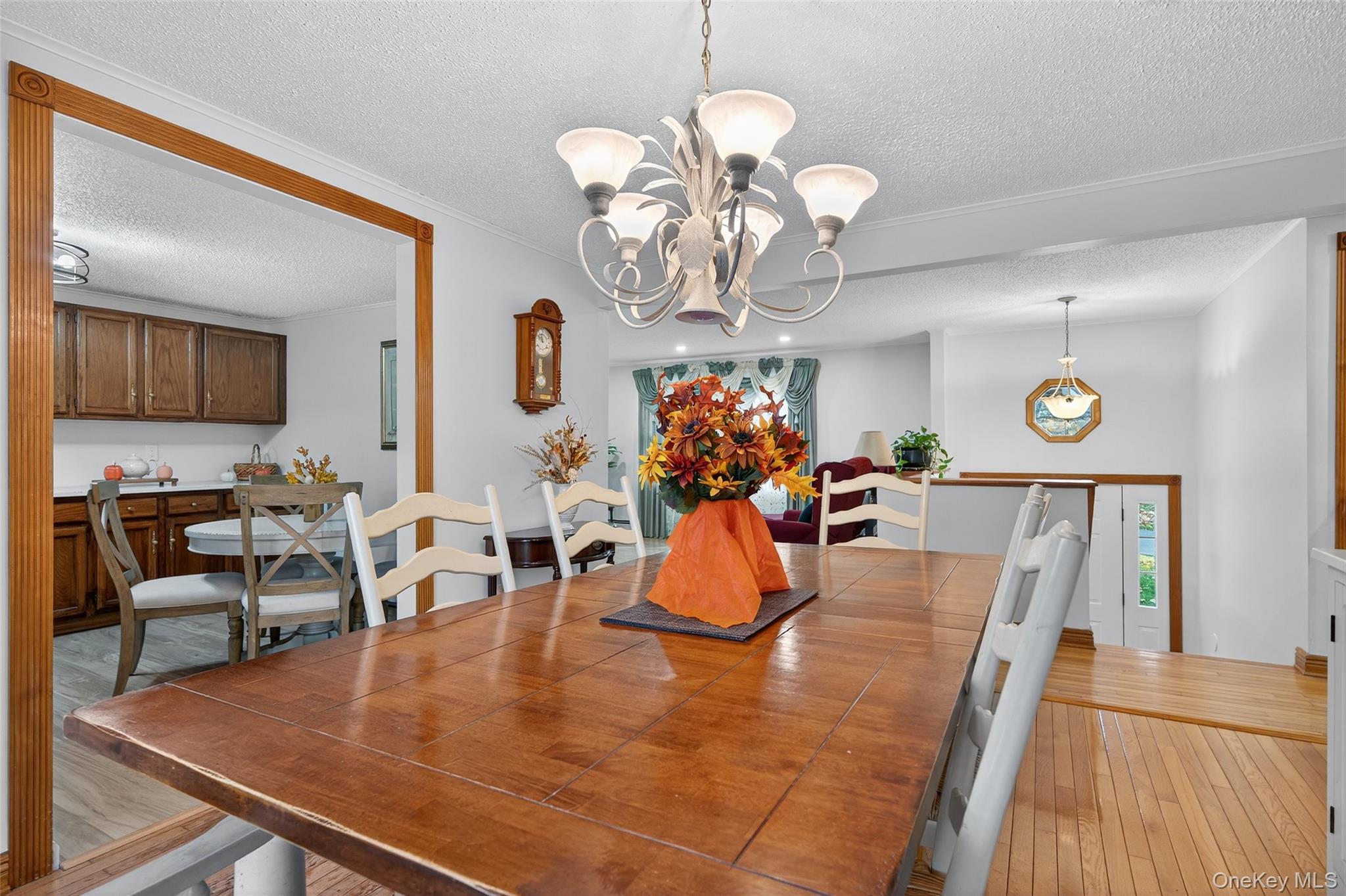 Wallkill, New York, 12589, United States, 4 Bedrooms Bedrooms, ,3 BathroomsBathrooms,Residential,For Sale,1989715