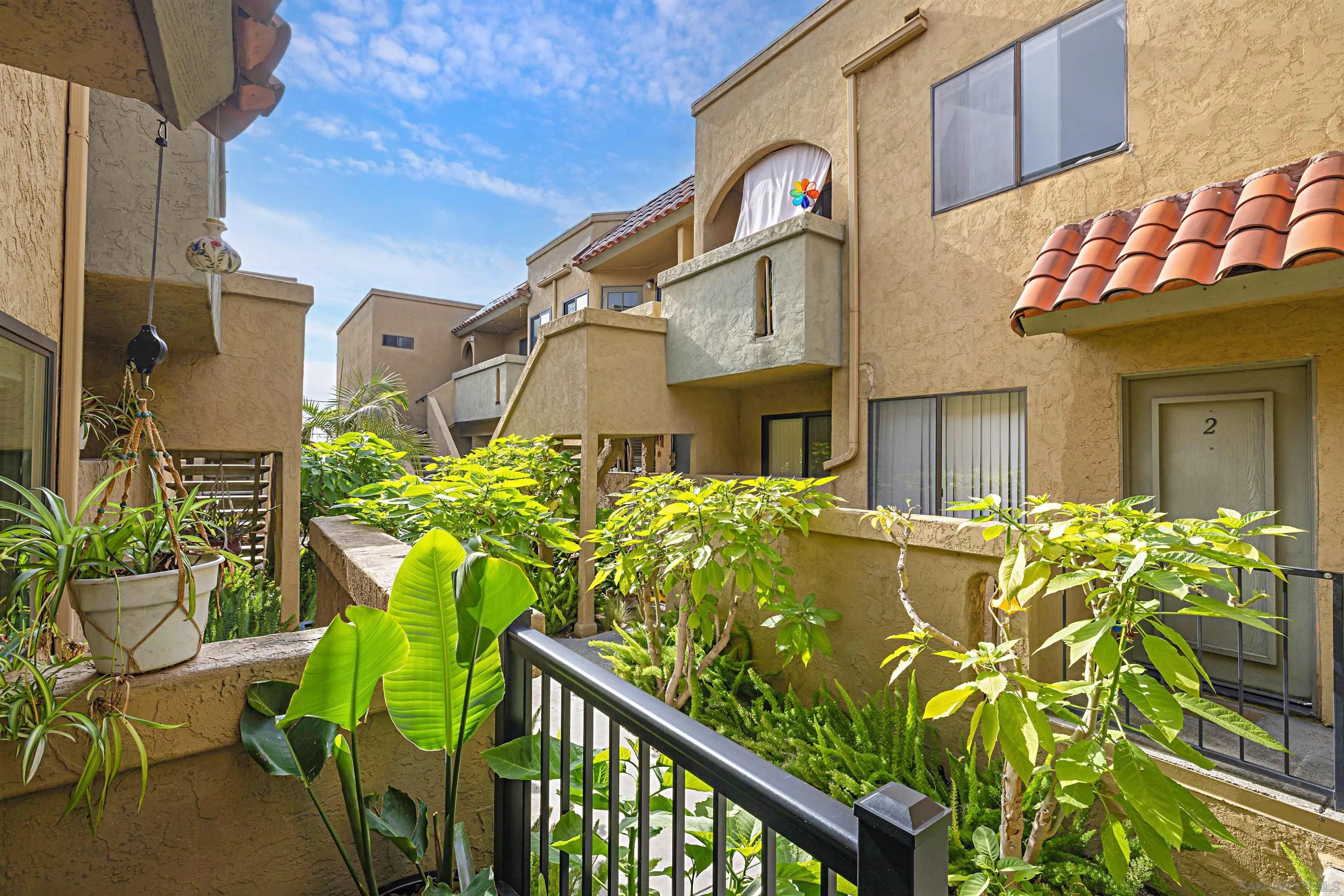 San Diego, California, 92104, United States, 2 Bedrooms Bedrooms, ,2 BathroomsBathrooms,Residential,For Sale,1917788
