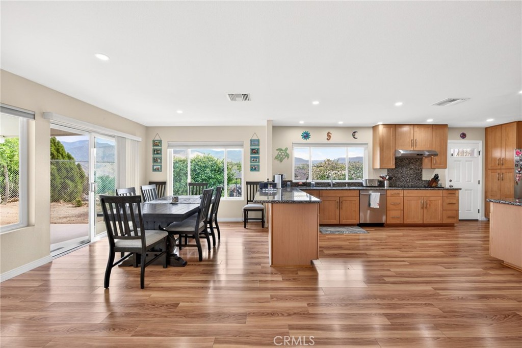 Hemet, California, 92544, United States, 3 Bedrooms Bedrooms, ,2 BathroomsBathrooms,Residential,For Sale,2035887