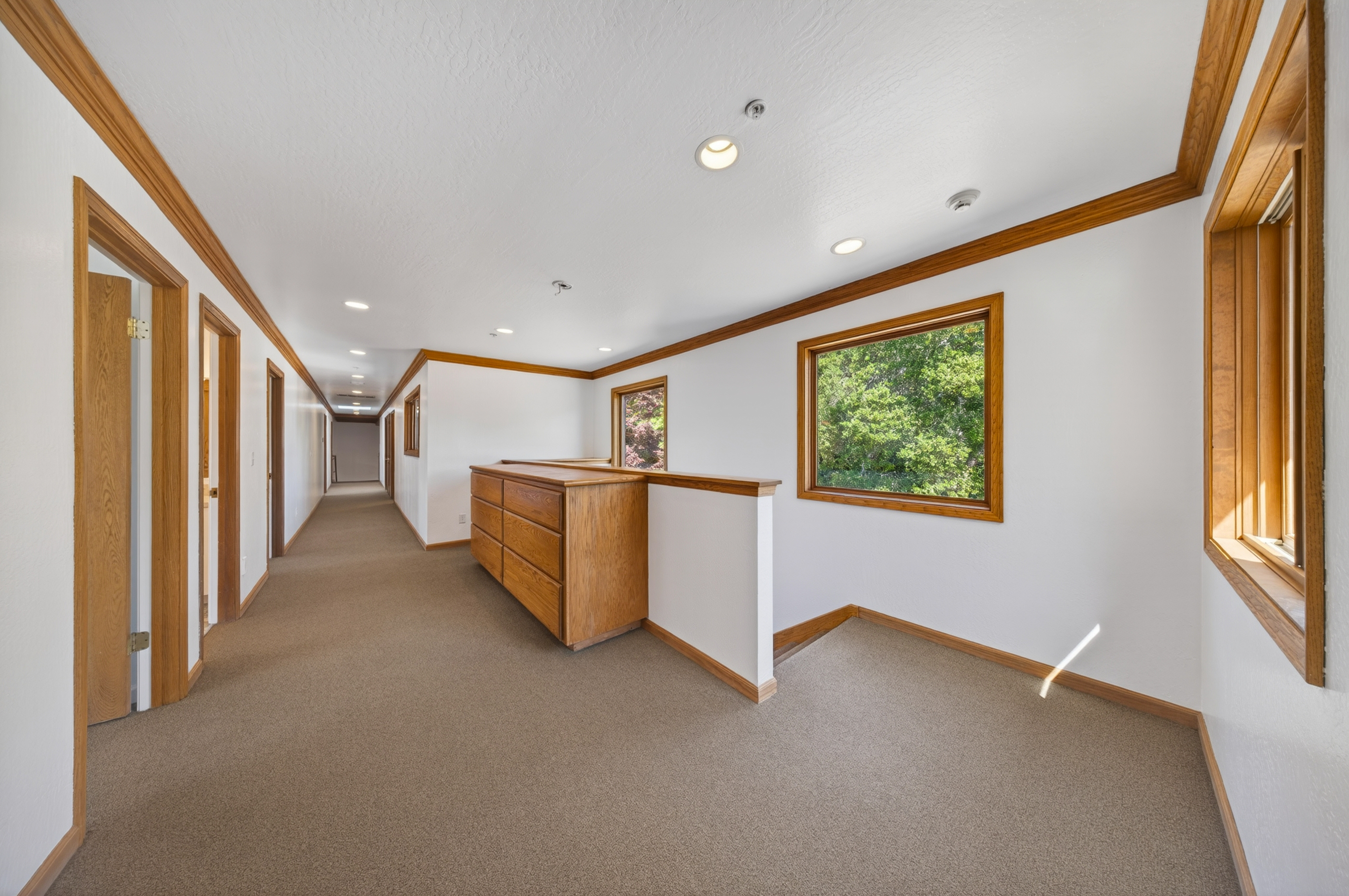  Grand Estate in Novato’s Prestigious Gated Lockton Lane - 物件實景