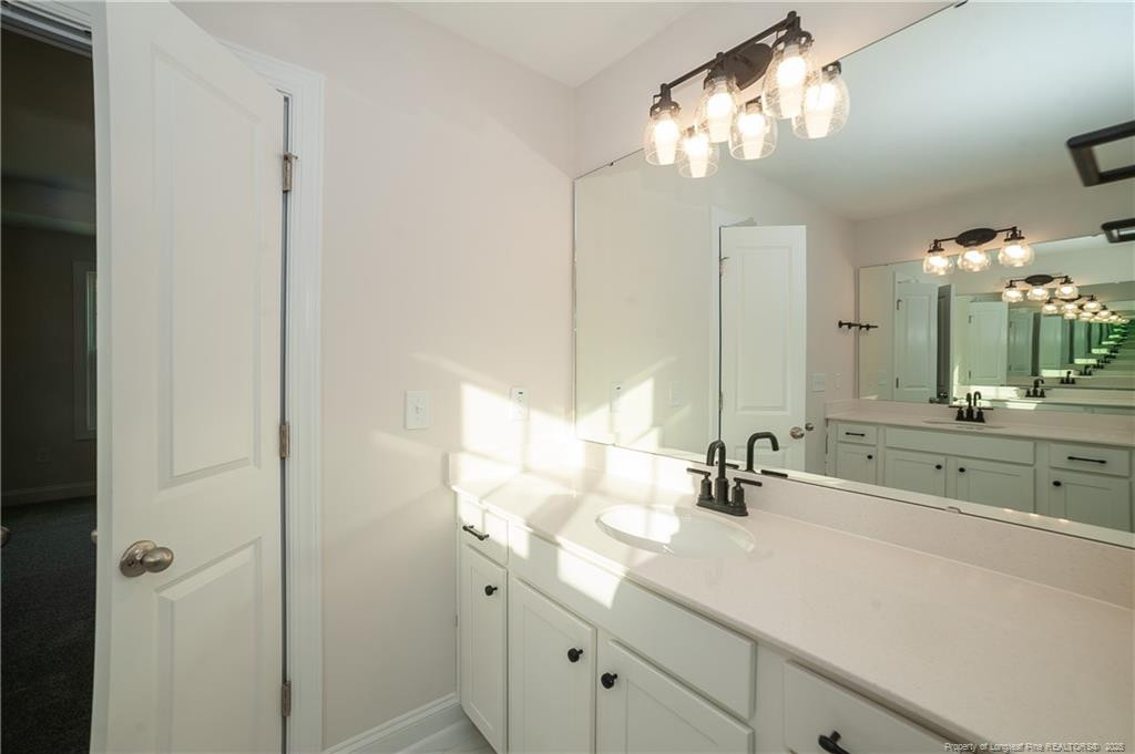 Fayetteville, North Carolina, 28311, United States, 5 Bedrooms Bedrooms, ,3 BathroomsBathrooms,Residential,For Sale,1998461