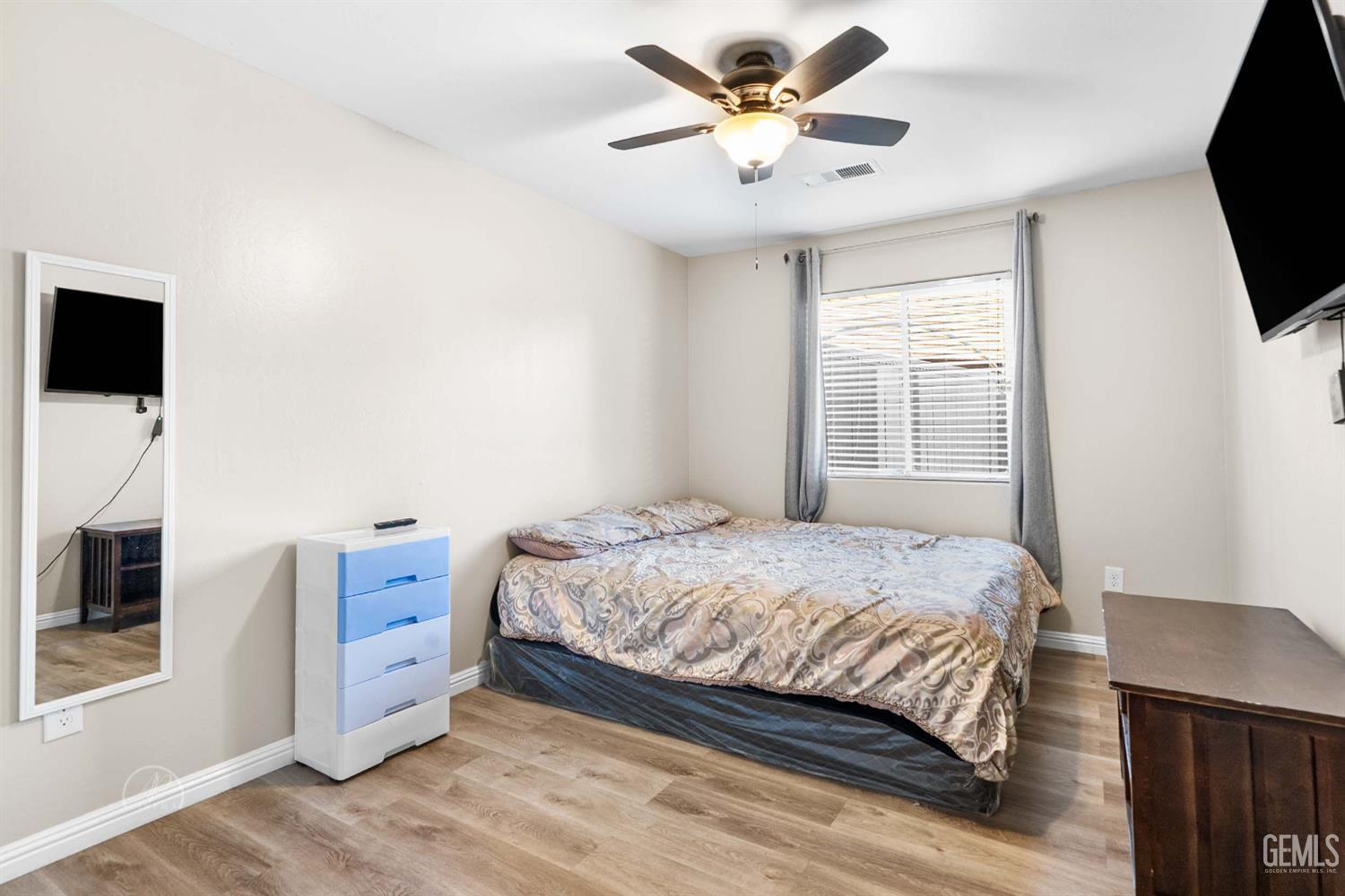 Bakersfield, California, 93313, United States, 4 Bedrooms Bedrooms, ,2 BathroomsBathrooms,Residential,For Sale,1882139