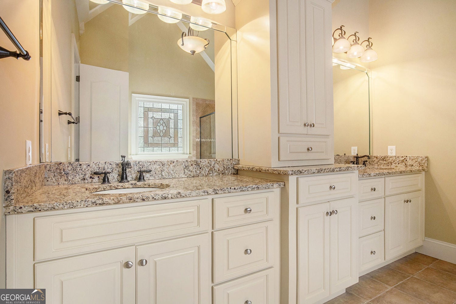Buford, Georgia, 30519, United States, 5 Bedrooms Bedrooms, ,4 BathroomsBathrooms,Residential,For Sale,1922556