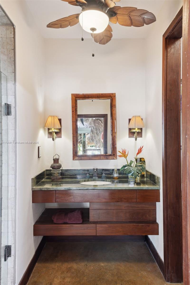 Marathon, Florida, 33050, United States, 5 Bedrooms Bedrooms, ,9 BathroomsBathrooms,Residential,For Sale,1933617
