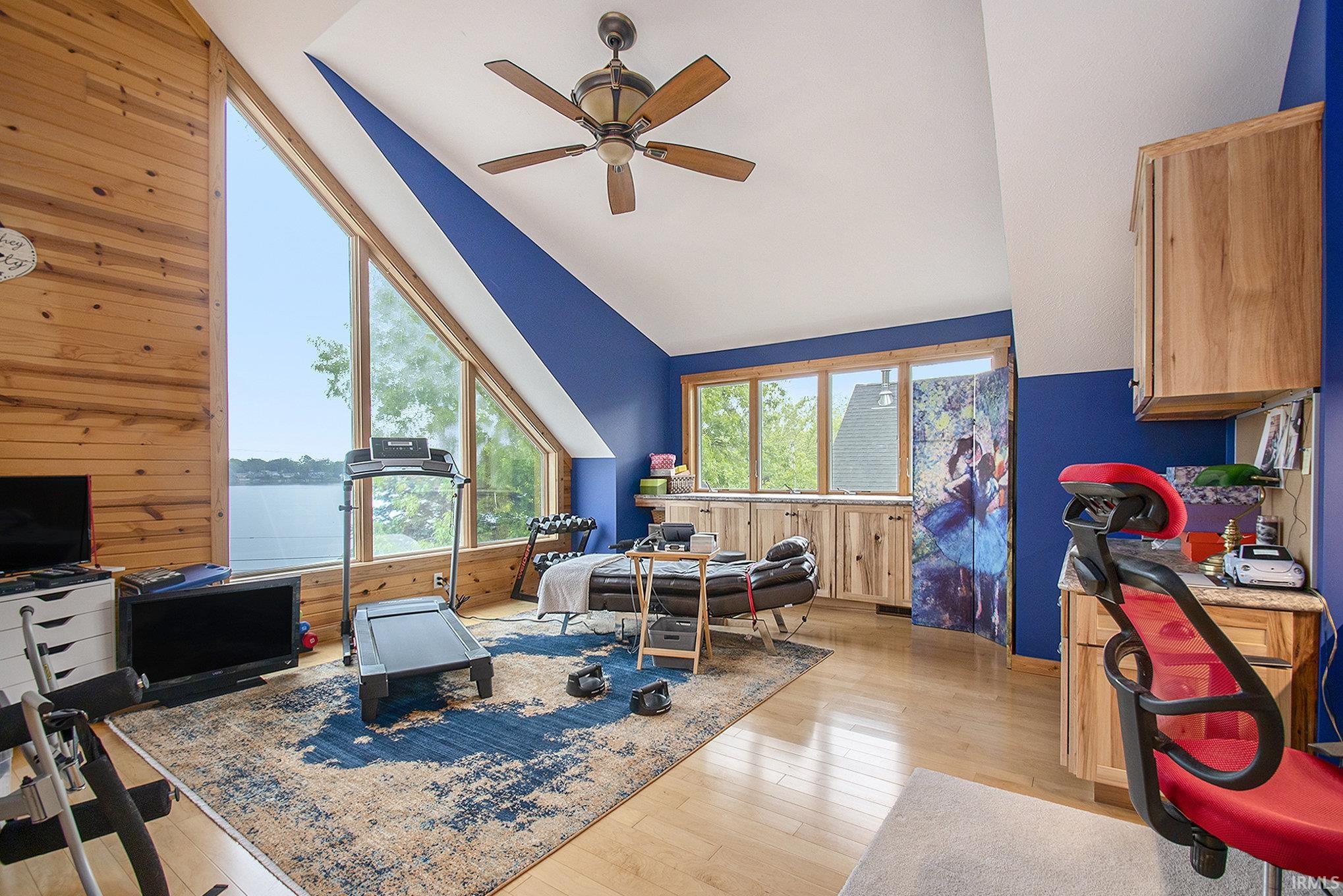 Shipshewana, Indiana, 46565, United States, 2 Bedrooms Bedrooms, ,3 BathroomsBathrooms,Residential,For Sale,1982813