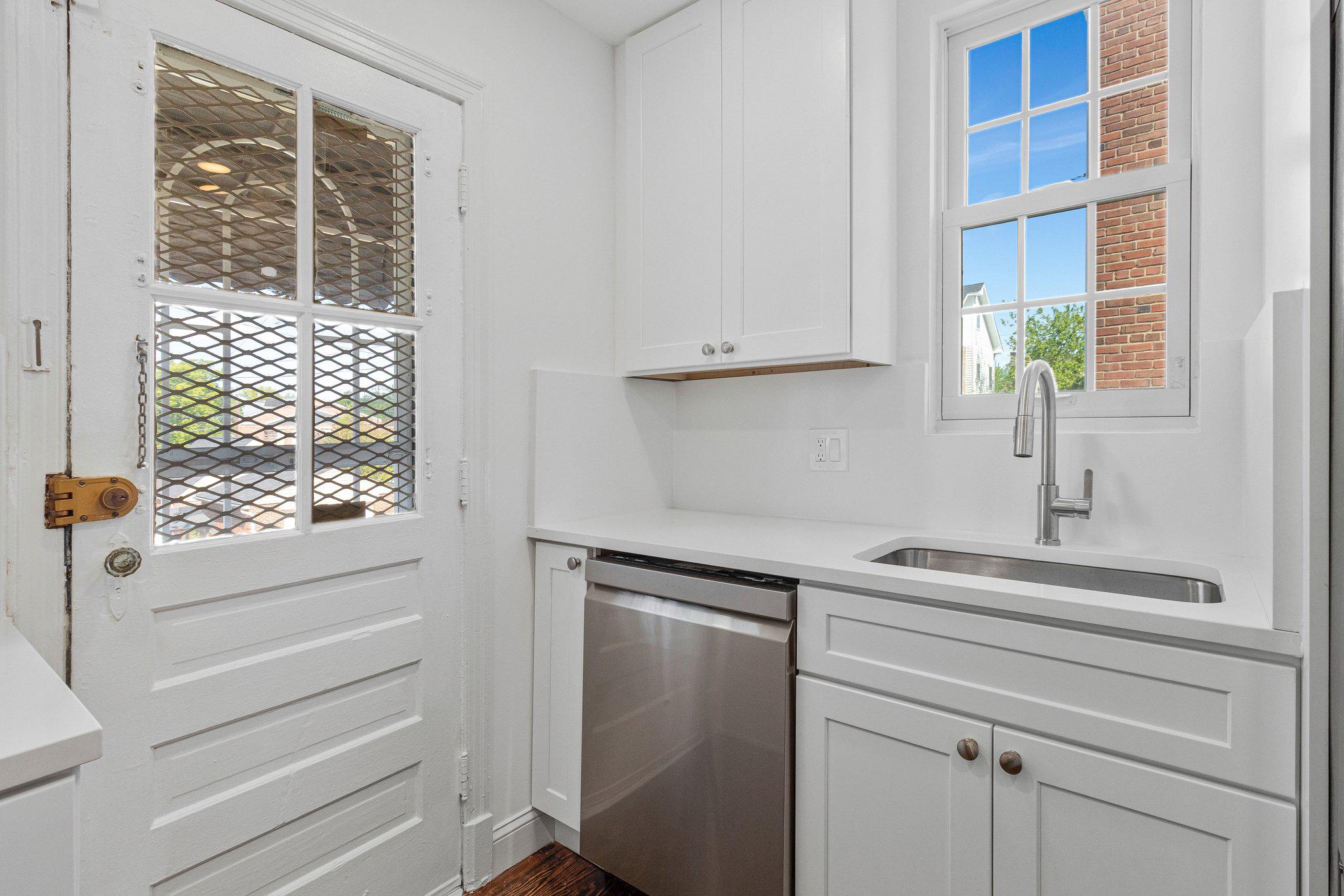  6424 2nd Place NW, Washington, DC, 20012 - 物件實景
