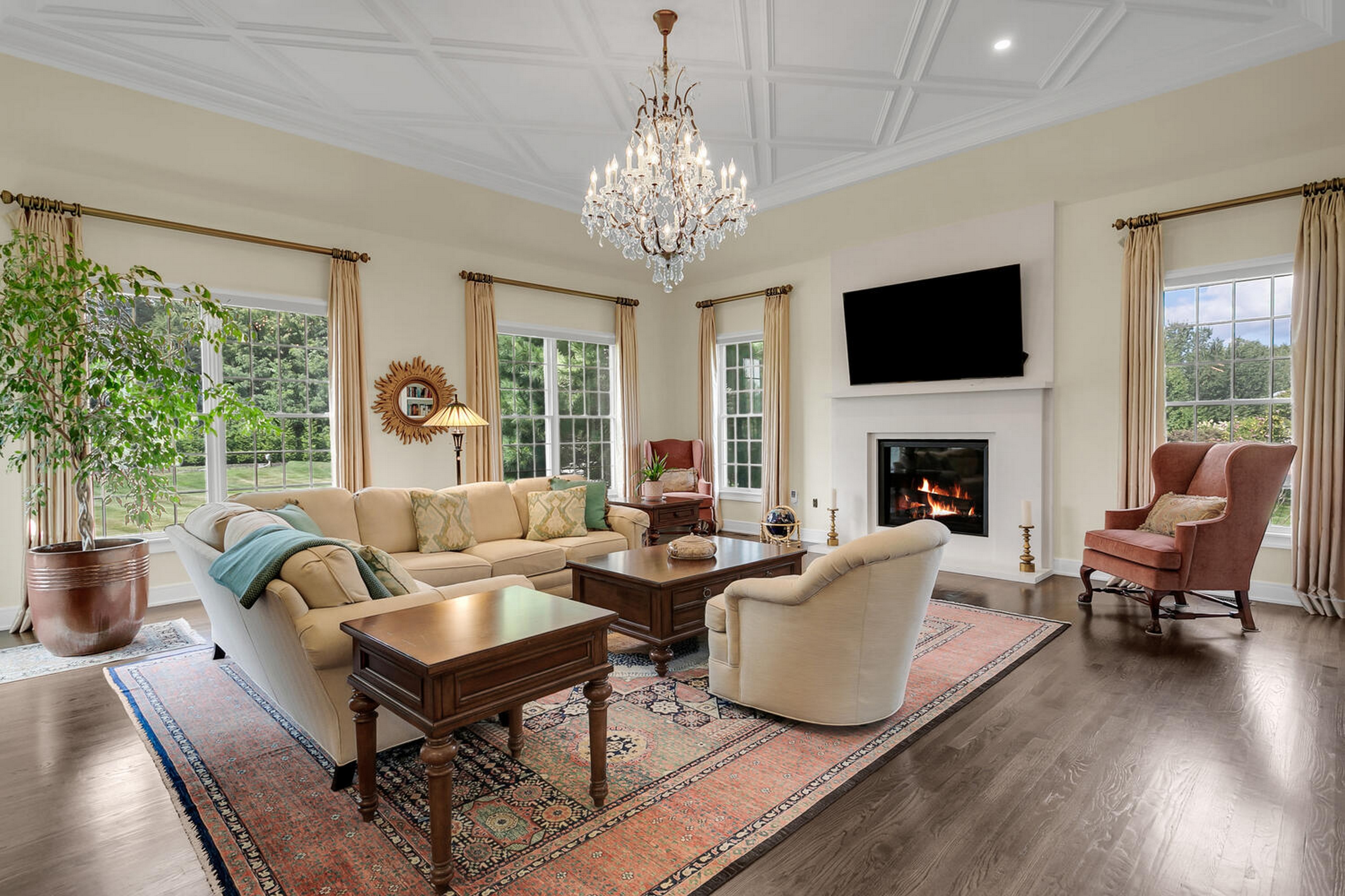  3 Bretwood Dr N - 物件實景