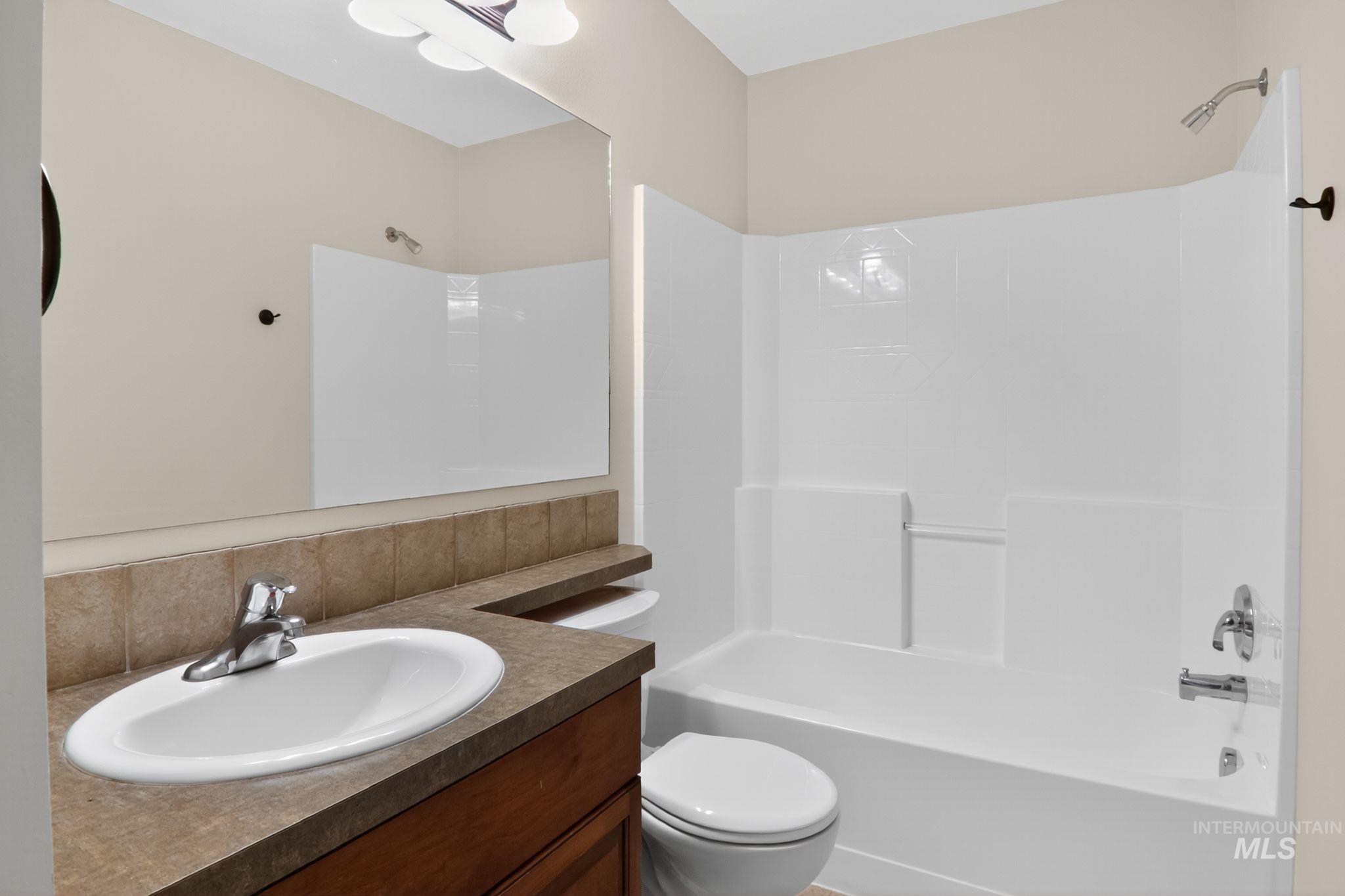 Meridian, Idaho, 83646, United States, 5 Bedrooms Bedrooms, ,Residential,For Sale,1985548