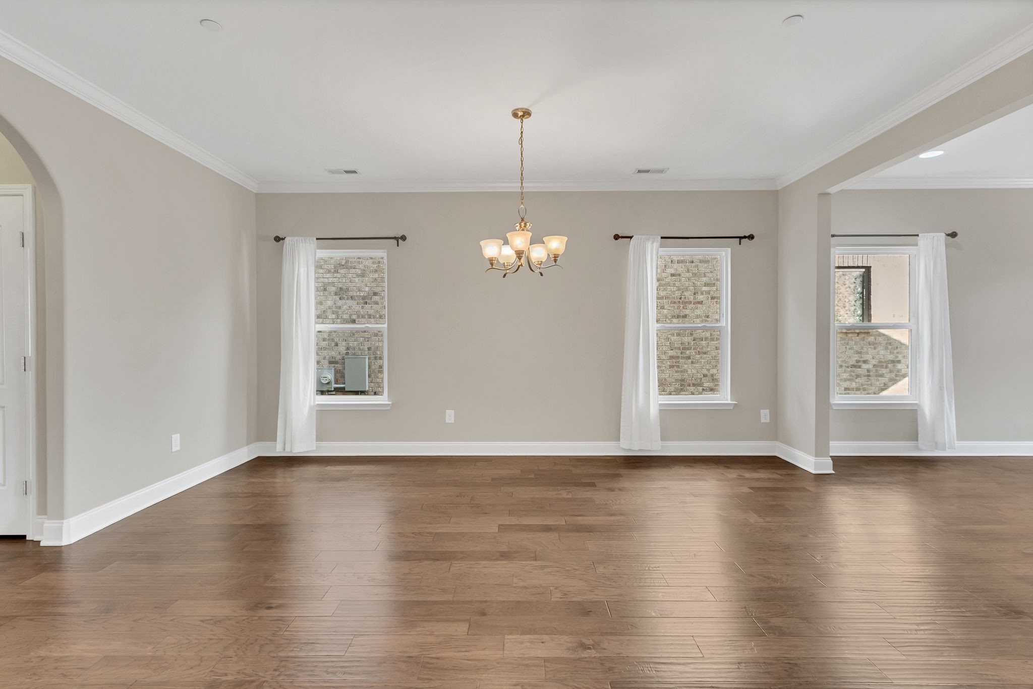 Franklin, Tennessee, 37064, United States, 4 Bedrooms Bedrooms, ,4 BathroomsBathrooms,Residential,For Sale,1989475