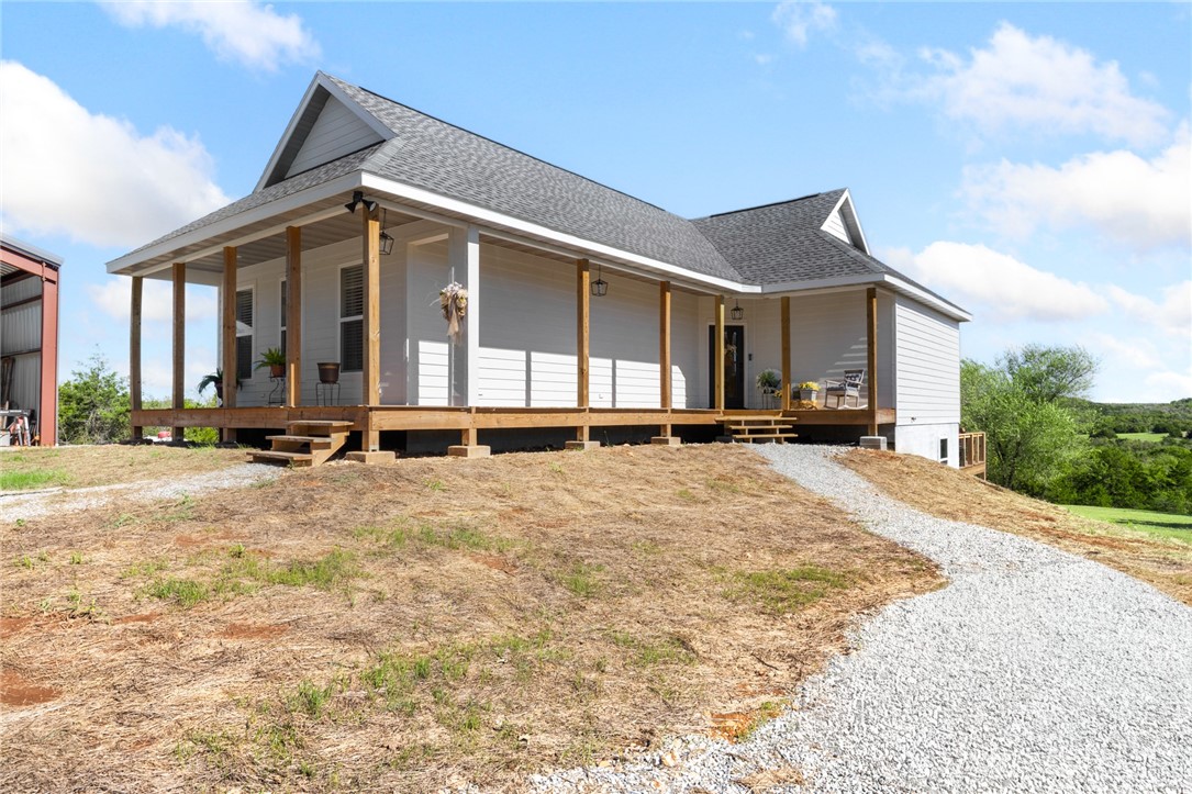 Yellville, Arkansas, 72687, United States, 2 Bedrooms Bedrooms, ,3 BathroomsBathrooms,Residential,For Sale,1970032