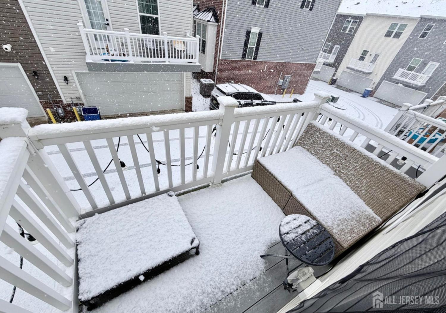 Parlin, New Jersey, 08859, United States, 3 Bedrooms Bedrooms, ,3 BathroomsBathrooms,Residential,For Sale,2012044