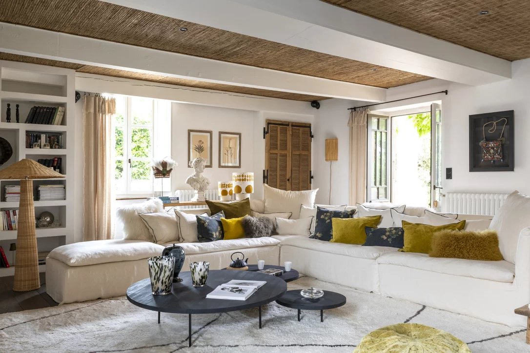 Bordeaux, New Aquitaine, 33000, FR, 4 Bedrooms Bedrooms, ,2 BathroomsBathrooms,Residential,For Sale,1996155