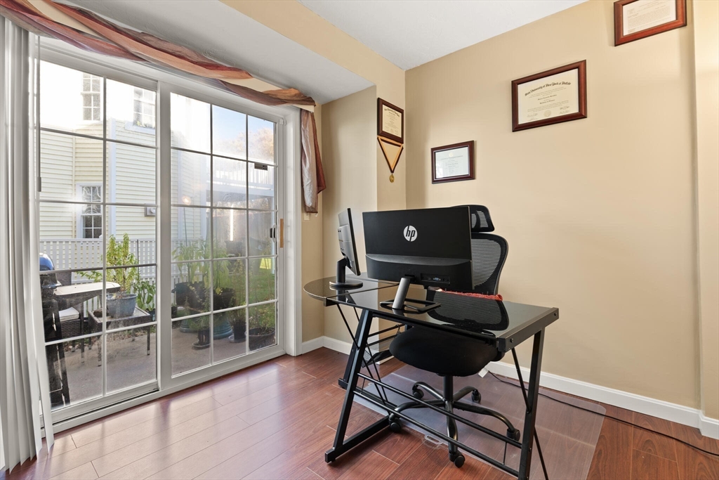 Framingham, Massachusetts, 01701, United States, 3 Bedrooms Bedrooms, ,3 BathroomsBathrooms,Residential,For Sale,1968924