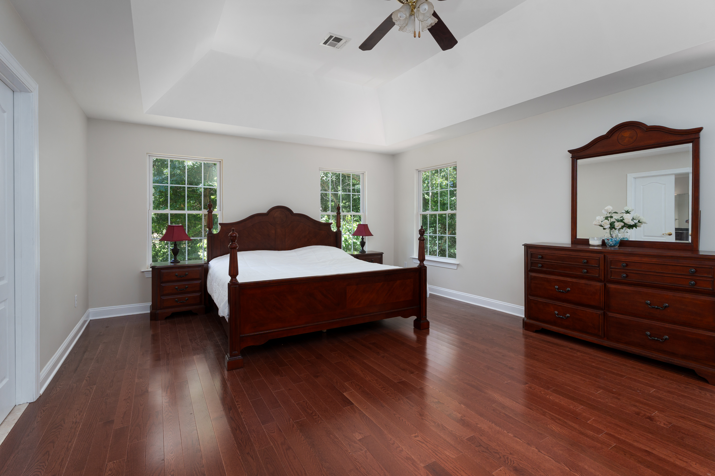  Privacy, Space and Prestige in West Windsor - 物件實景