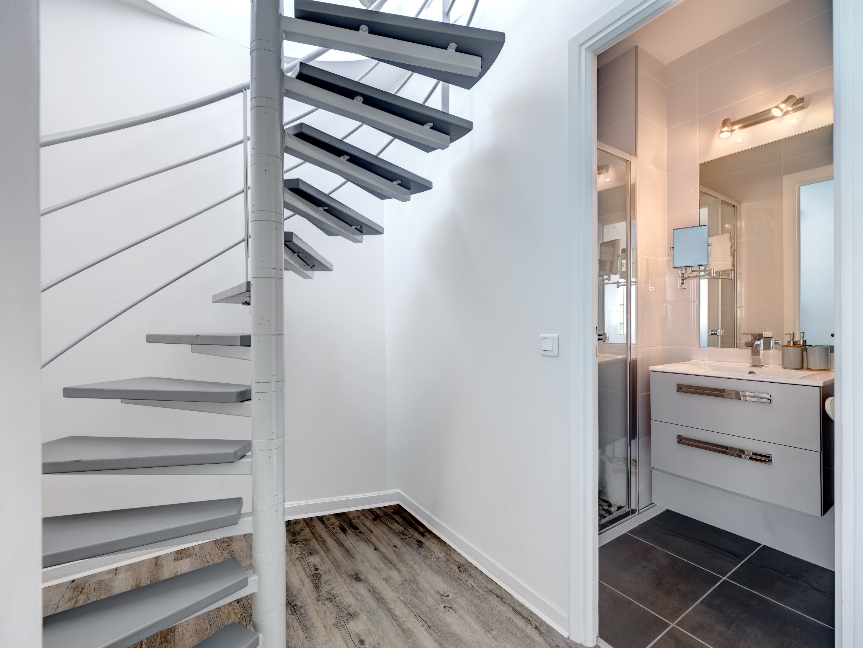  4-room duplex penthouse in Cannes Plages du Midi with terrace and sea view - 物件實景