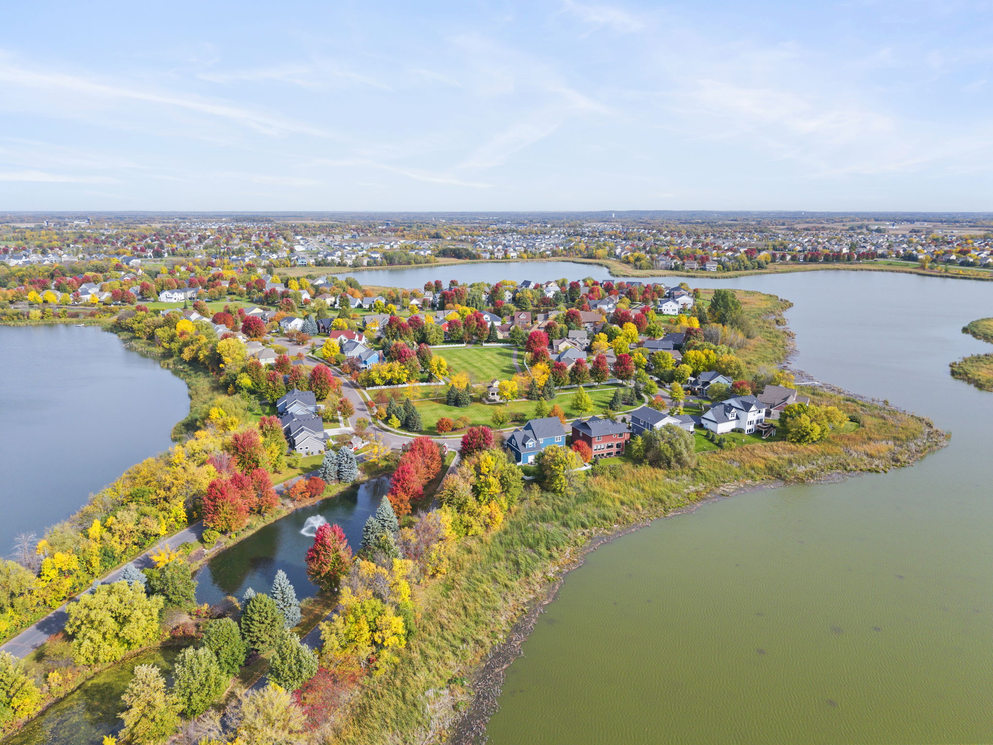  Contemporary Farmhouse Charm in Coveted Towne Lakes - 物件實景