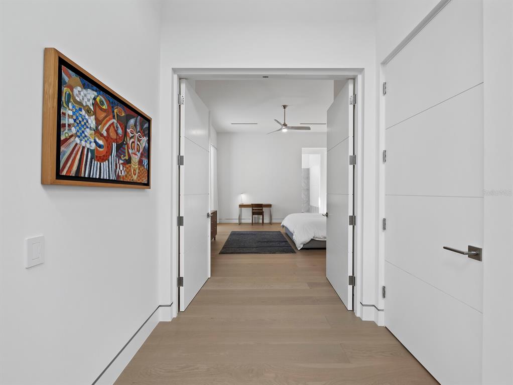 Sarasota, Florida, 34236, United States, 3 Bedrooms Bedrooms, ,5 BathroomsBathrooms,Residential,For Sale,2003430