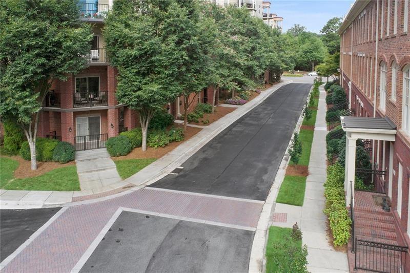 Atlanta, Georgia, 30339, United States, 4 Bedrooms Bedrooms, ,5 BathroomsBathrooms,Residential,For Sale,1760221