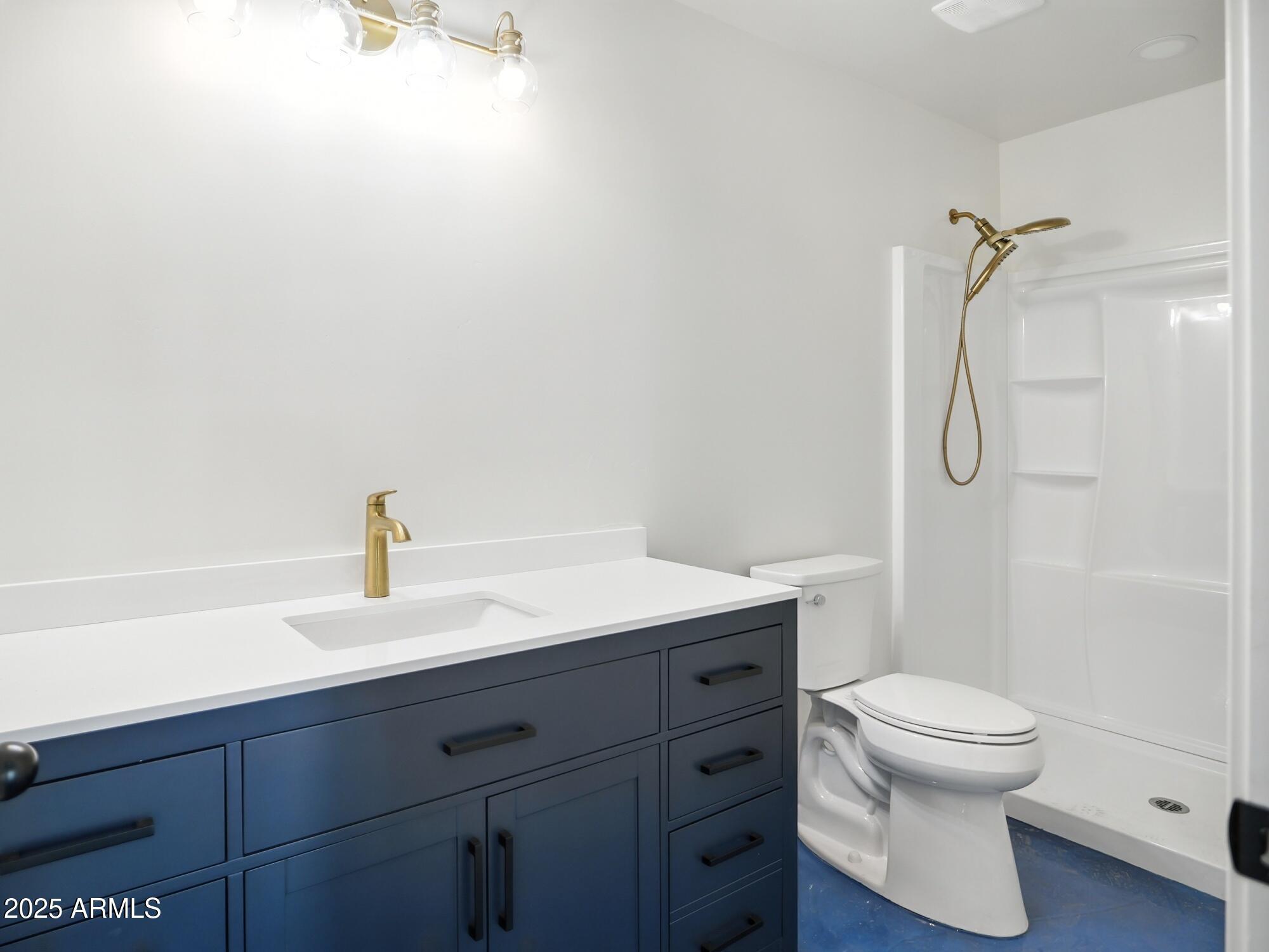 Chandler, Arizona, 85249, United States, 7 Bedrooms Bedrooms, ,8 BathroomsBathrooms,Residential,For Sale,1986072