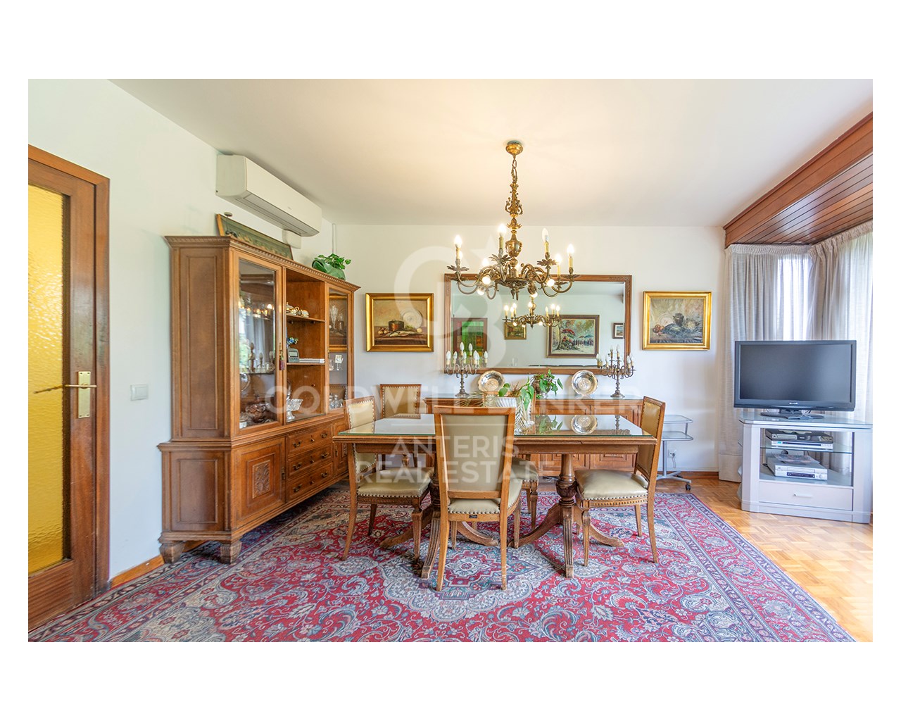 Barcelona, Barcelona, Eixample, El Fort Pienc Barc, Barcelona, Catalonia, ES, 5 Bedrooms Bedrooms, ,2 BathroomsBathrooms,Residential,For Sale,Barcelona, Barcelona, Eixample, El Fort Pienc Barc,1628217