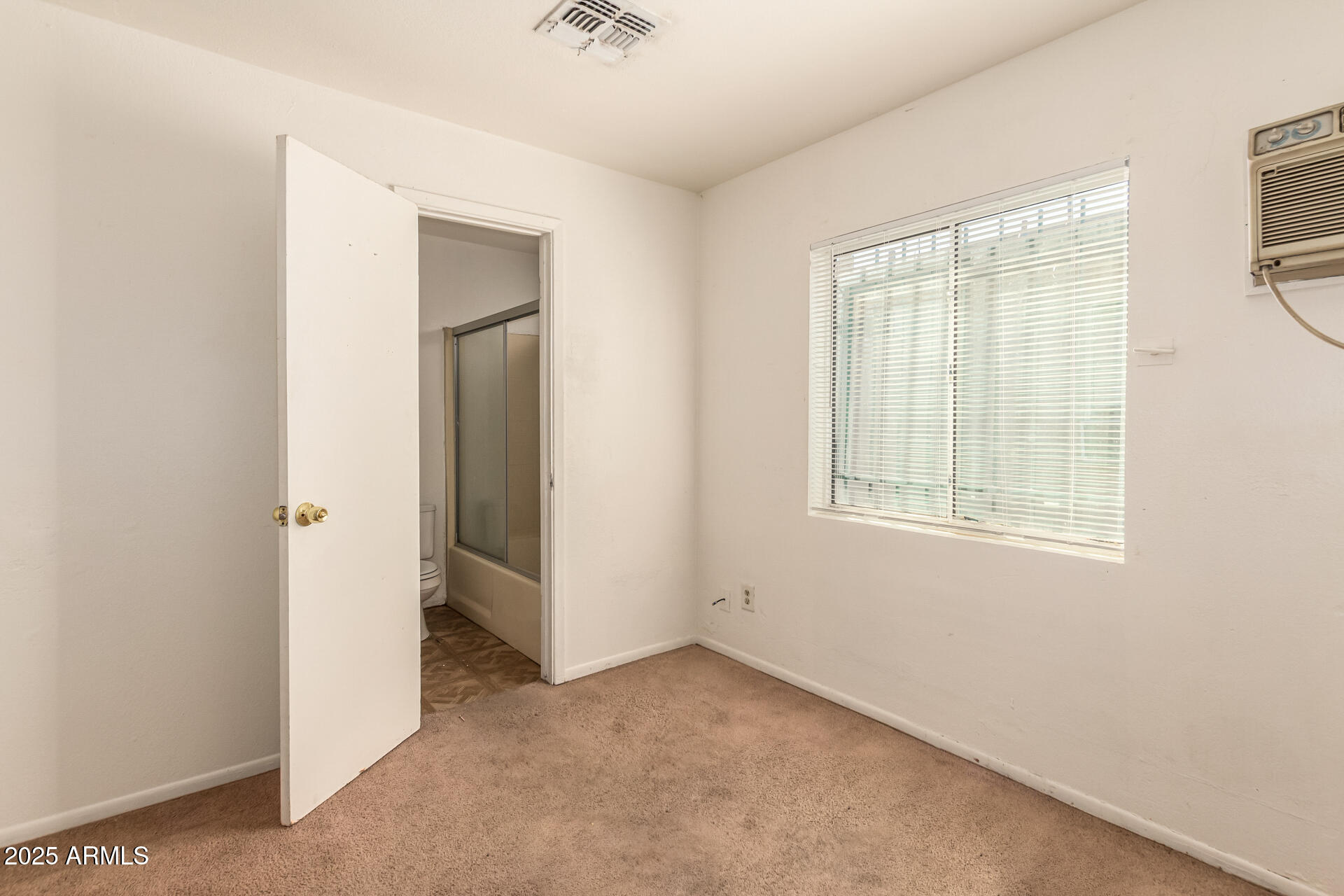 Phoenix, Arizona, 85007, United States, ,Residential,For Sale,1882363