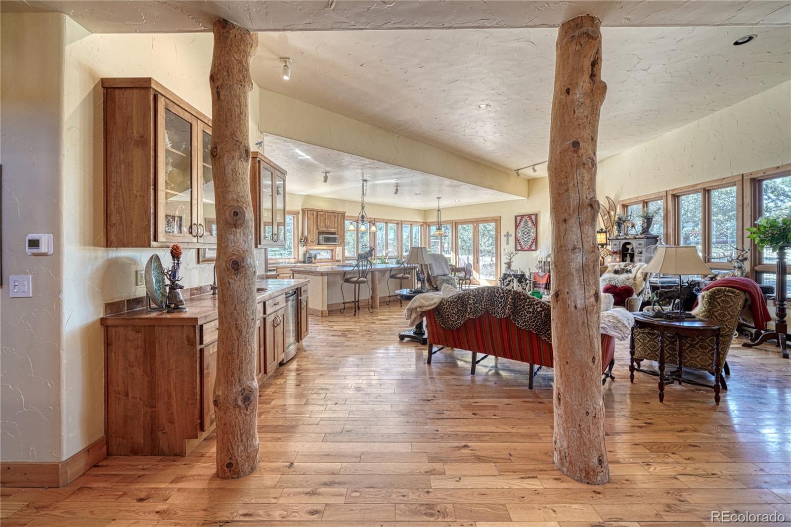 Salida, Colorado, 81201, United States, 4 Bedrooms Bedrooms, ,4 BathroomsBathrooms,Residential,For Sale,1975742