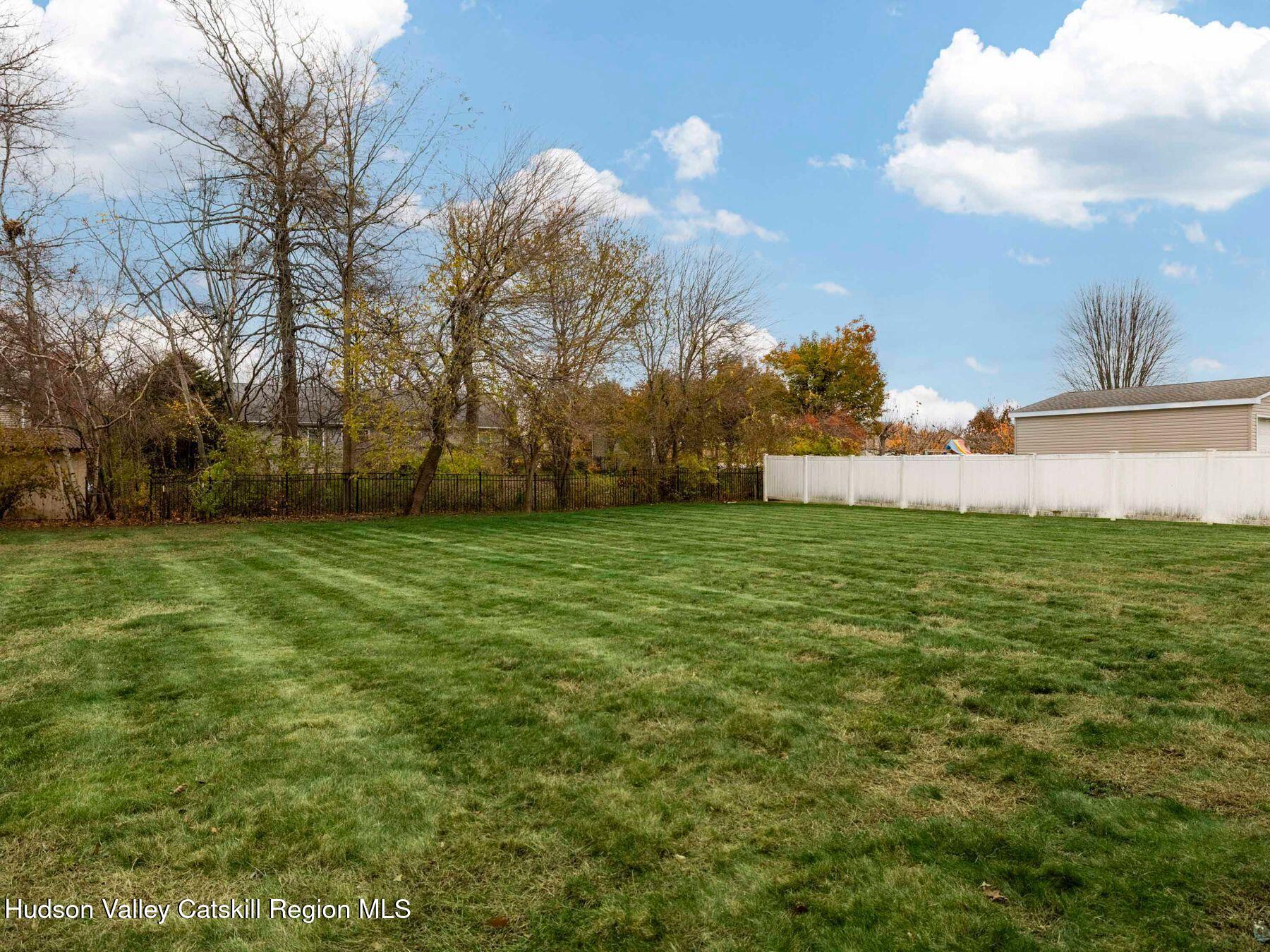 Saugerties, New York, 12477, United States, 4 Bedrooms Bedrooms, ,3 BathroomsBathrooms,Residential,For Sale,1994333