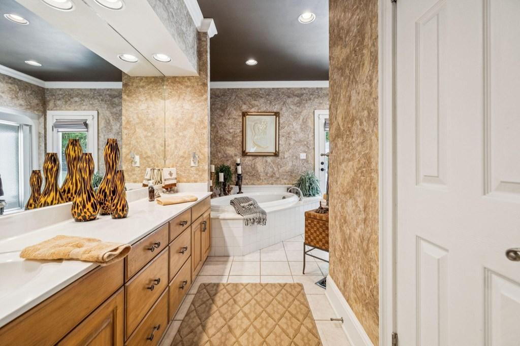 Cohutta, Georgia, 30710, United States, 4 Bedrooms Bedrooms, ,4 BathroomsBathrooms,Residential,For Sale,1950990