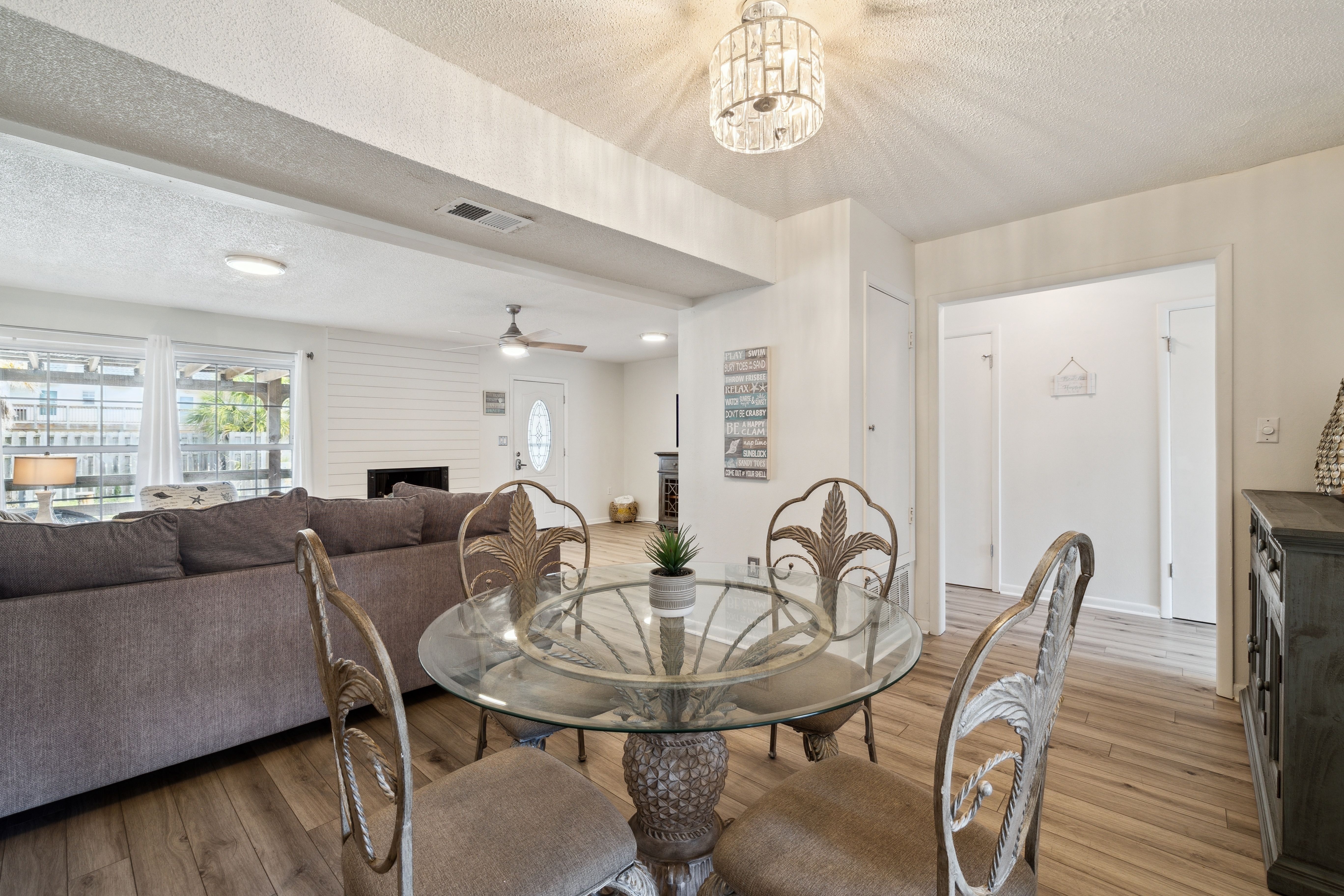  Updated Townhome Just Steps from the Gulf and Boat Launch - 物件實景
