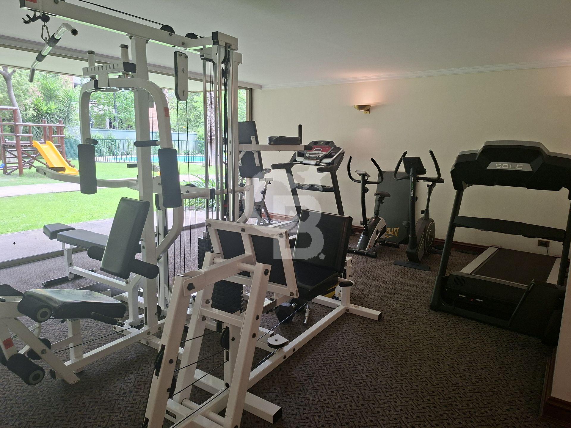 Las Condes, Chile, 4 Bedrooms Bedrooms, ,3 BathroomsBathrooms,Residential,For Sale,1998532