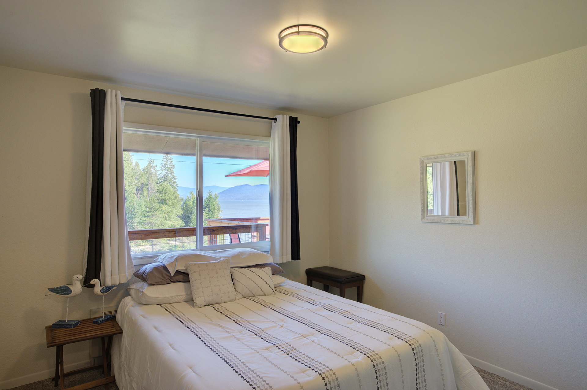 Sandpoint, Idaho, 83864, United States, 5 Bedrooms Bedrooms, ,3 BathroomsBathrooms,Residential,For Sale,1976312