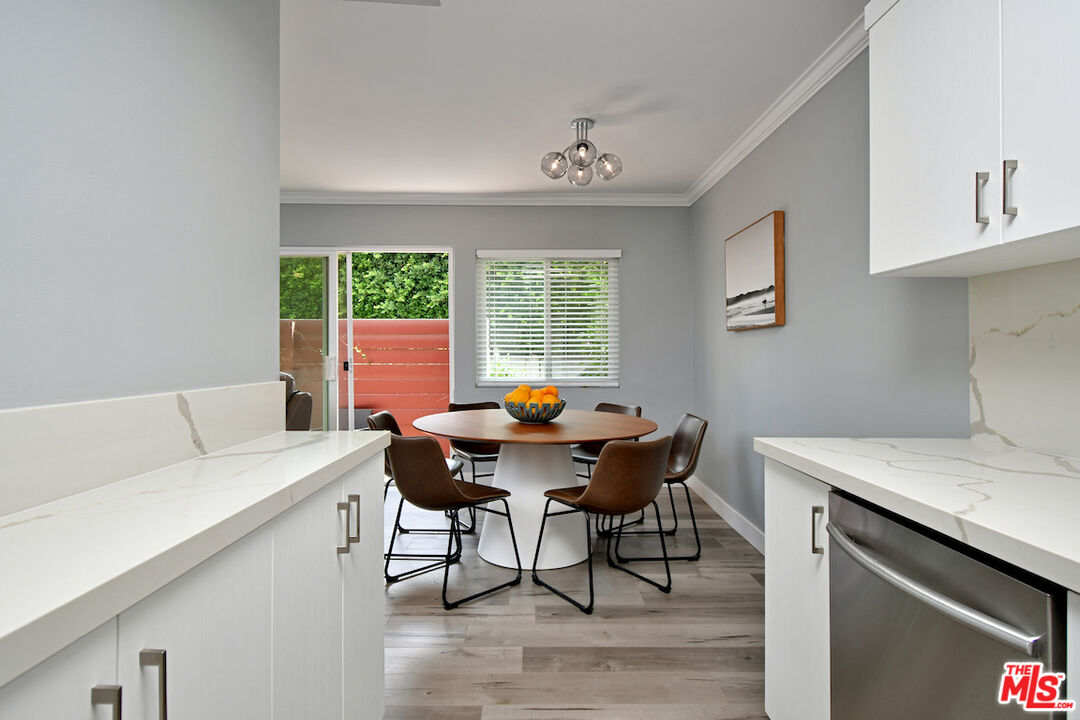 Los Angeles, California, 90077, United States, 2 Bedrooms Bedrooms, ,2 BathroomsBathrooms,Residential,For Sale,1919812