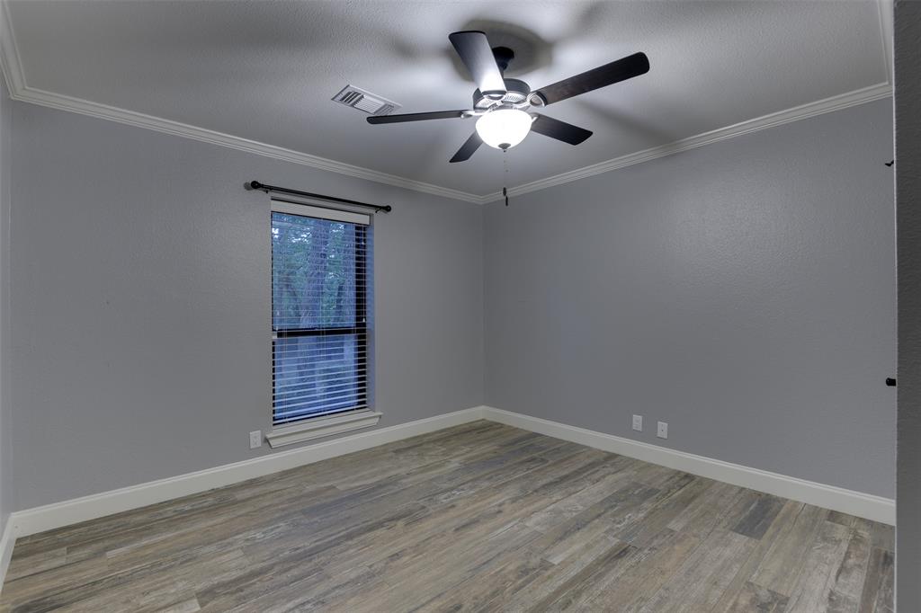 Alvarado, Texas, 76009, United States, 4 Bedrooms Bedrooms, ,2 BathroomsBathrooms,Residential,For Sale,1979414